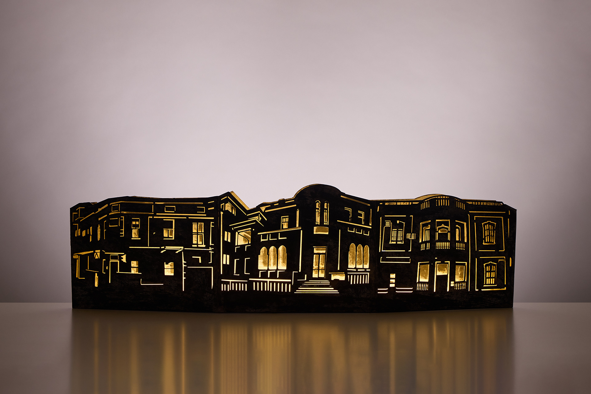 Eclectic no3 | 2018 | Cardboard, laser cutting, LED lights, acrylic paint | 100x25x10 cm