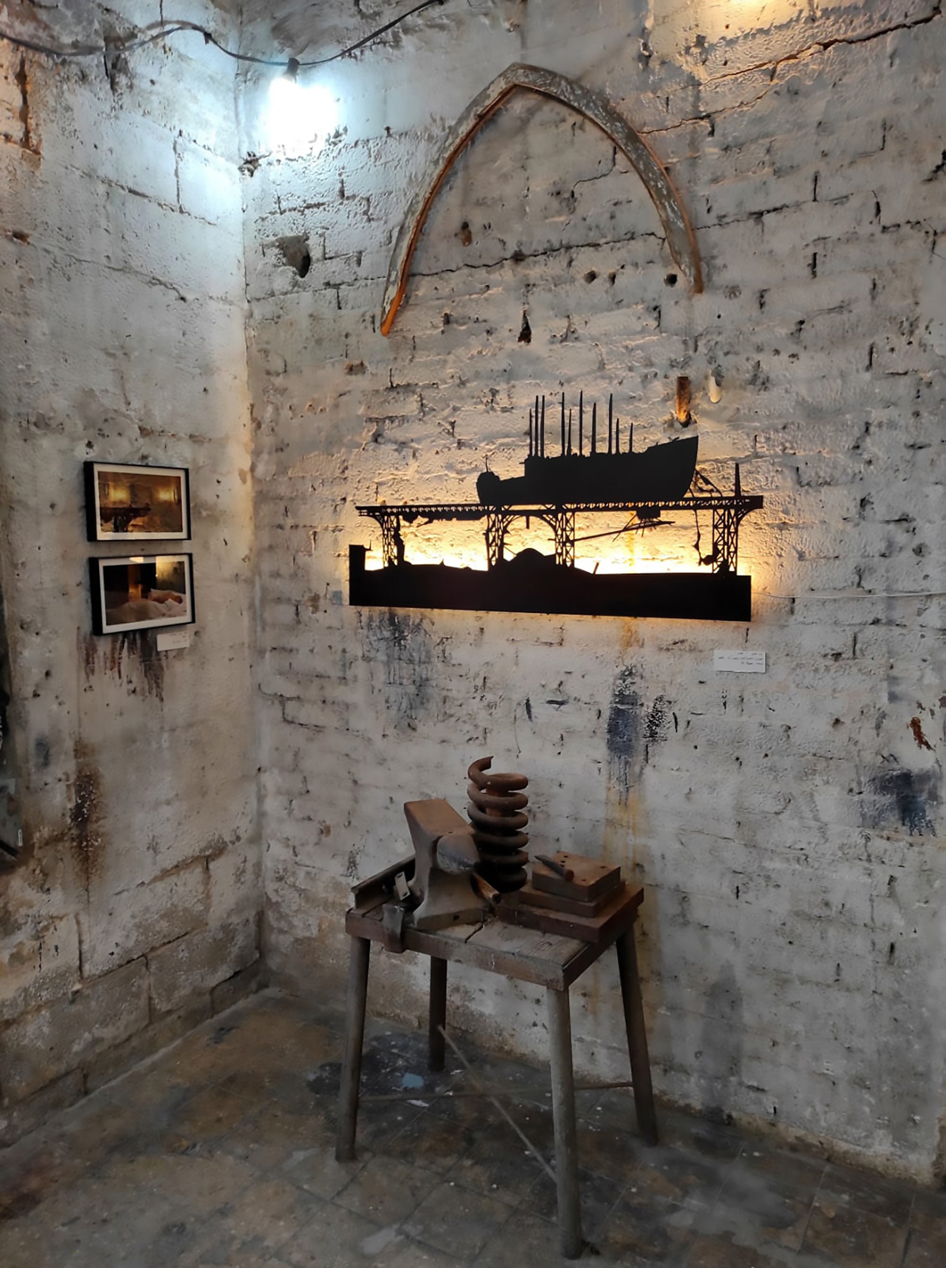 Off | 2015 | metal, laser cutting, LED Lights | 131x61 cm