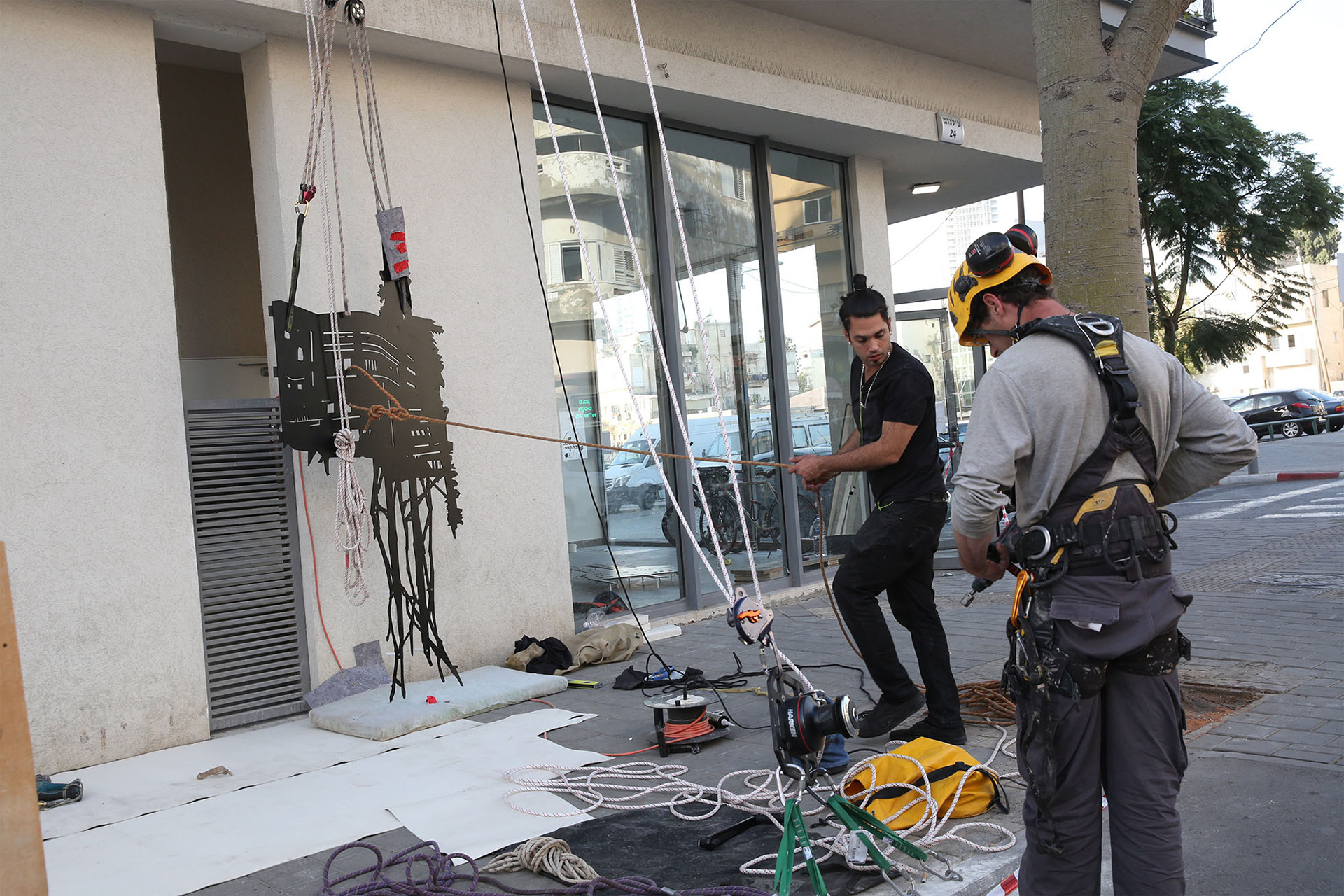 Chlenov Street Project | 2017 | Metal, LED lighting, industrial paints | 5X3m