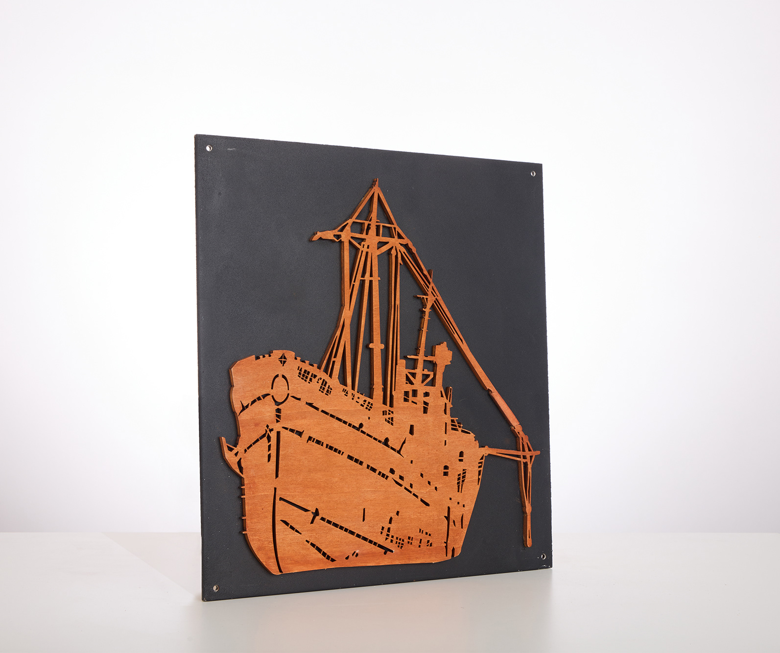 Nord | 2024 | metal, wood, laser cutting | 50x50x1 cm