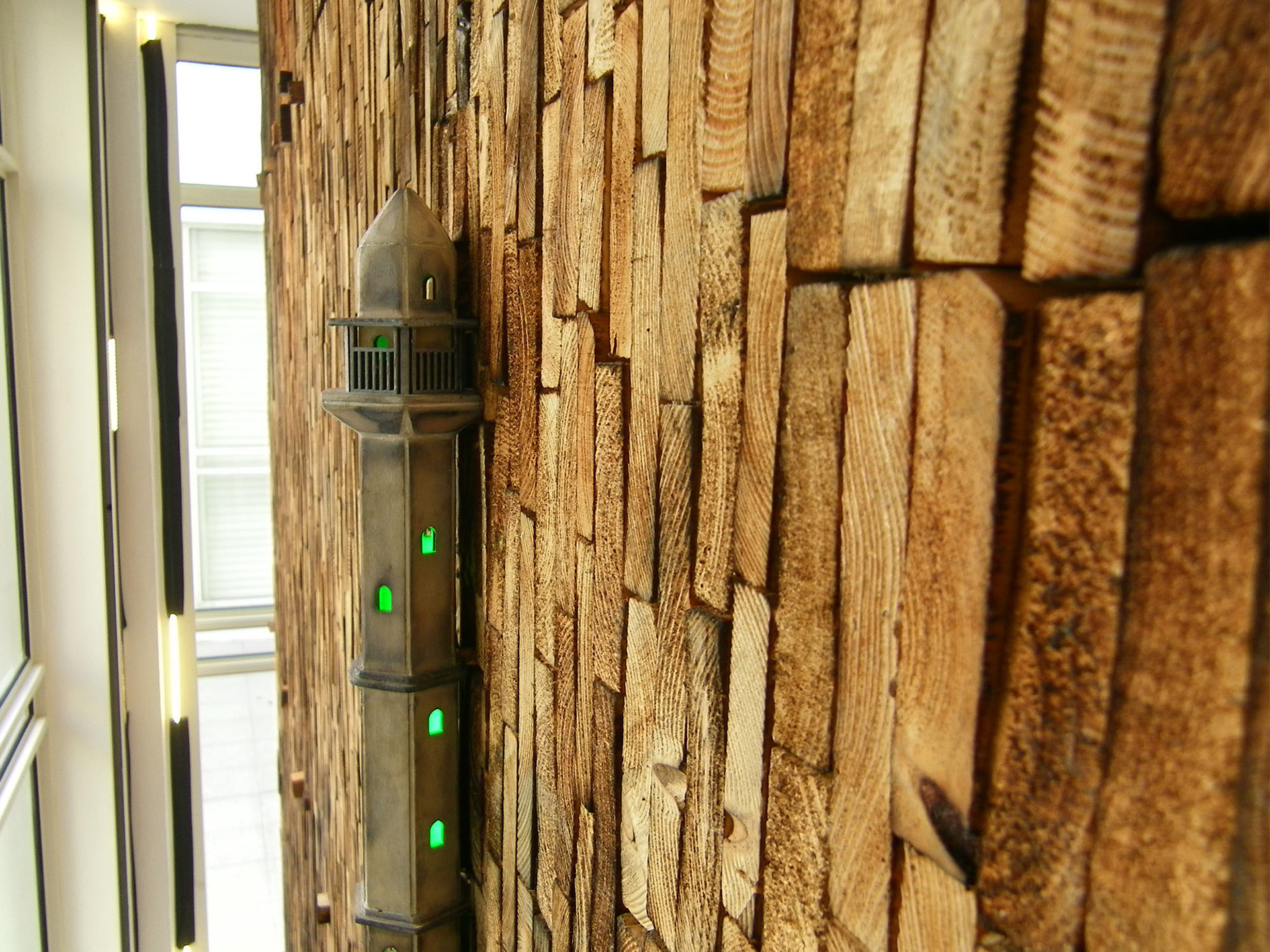 Revisiting | 2011 | Gal-On Gallery | Tel Aviv | curator: Gili Merdinger | Detail | recycled wood, LED lights | 235x285 cm | Photography: Liat Elbling