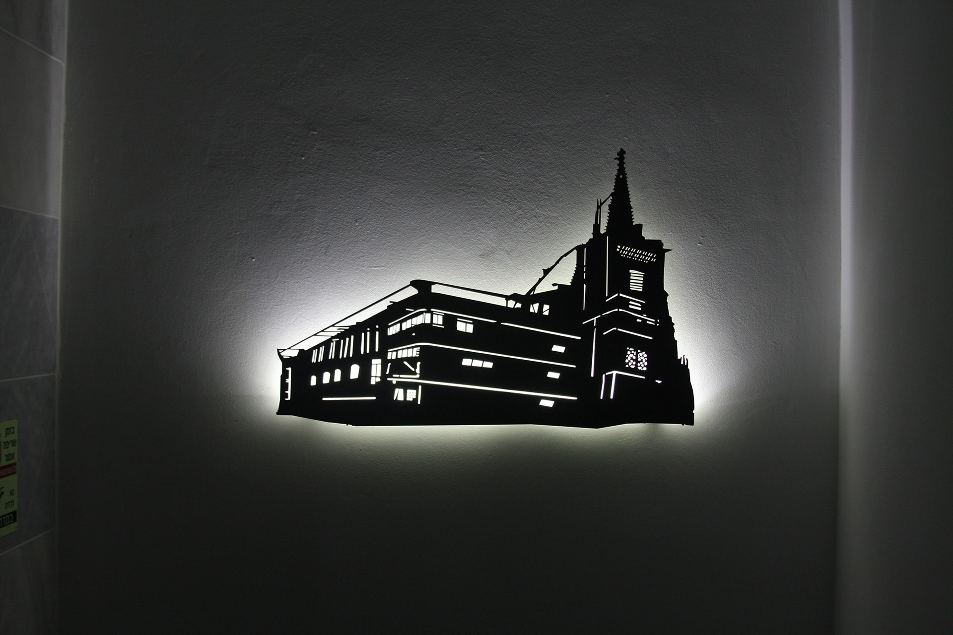 Chlenov floor 1 | 2017 | Metal, LED lighting, industrial paints | 70x50cm | industrial paints, 70x50 cm