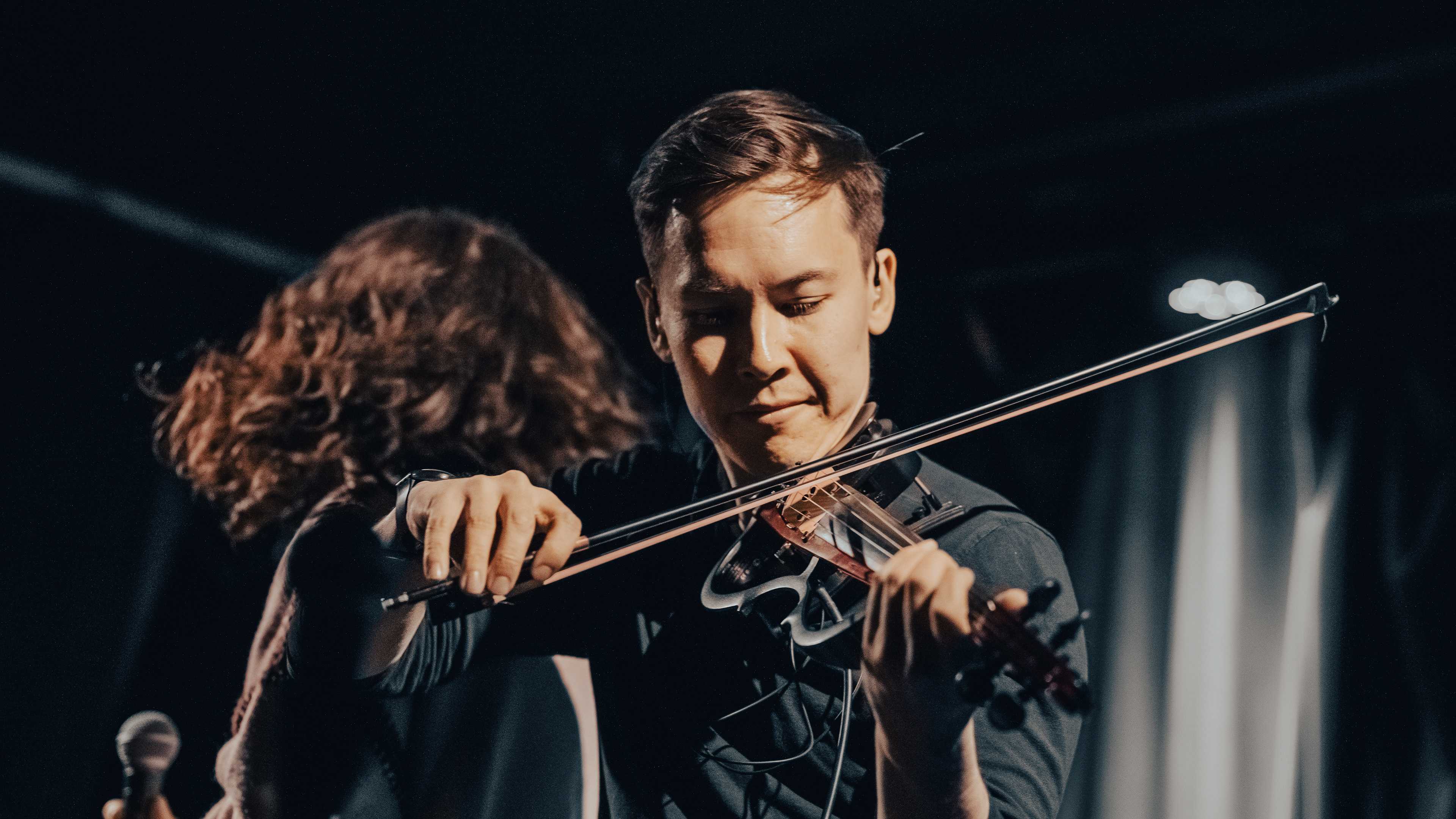 Band - Spiral Palace (Violinist)