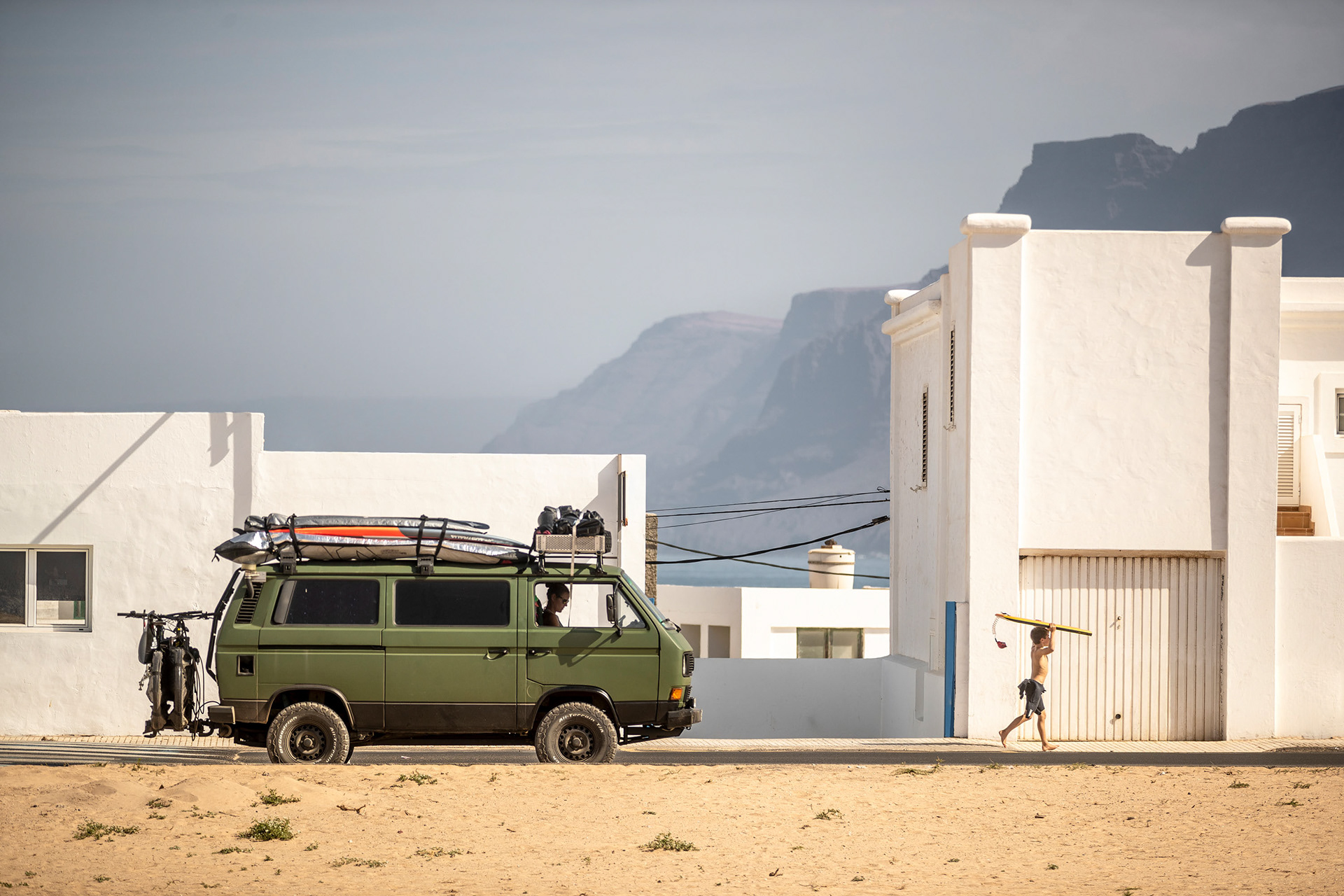 Mit dem Bulli auf Lanzarote – Foto: Markus Greber