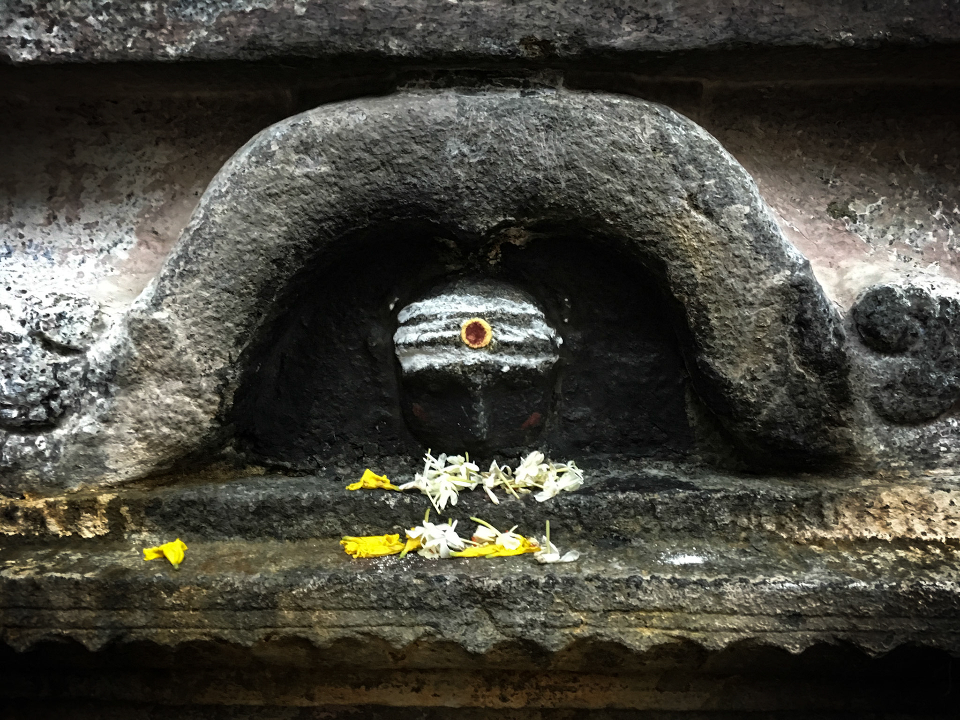 Agni Lingam, detail