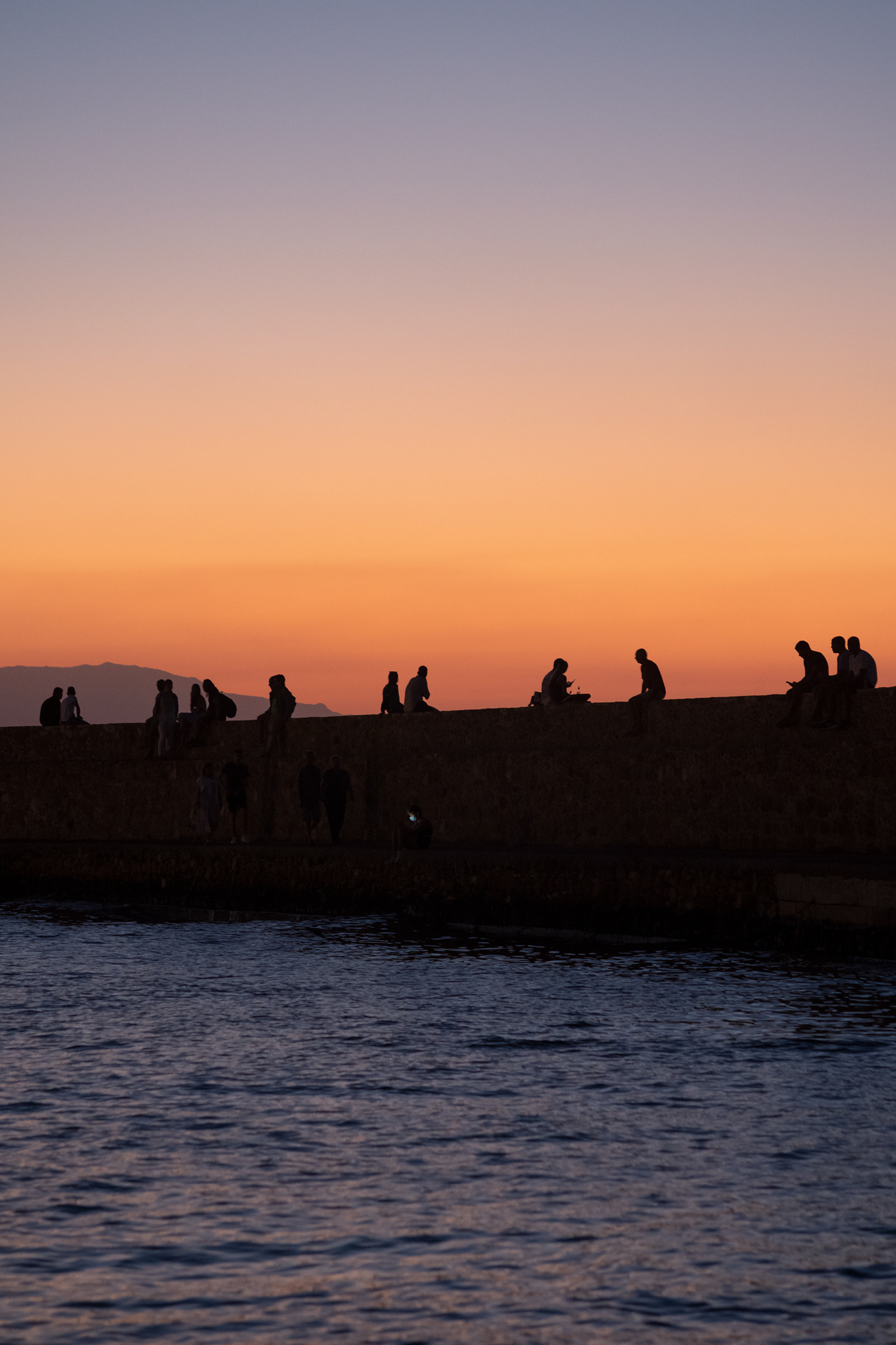 Jason Francisco / The seawall, Chania