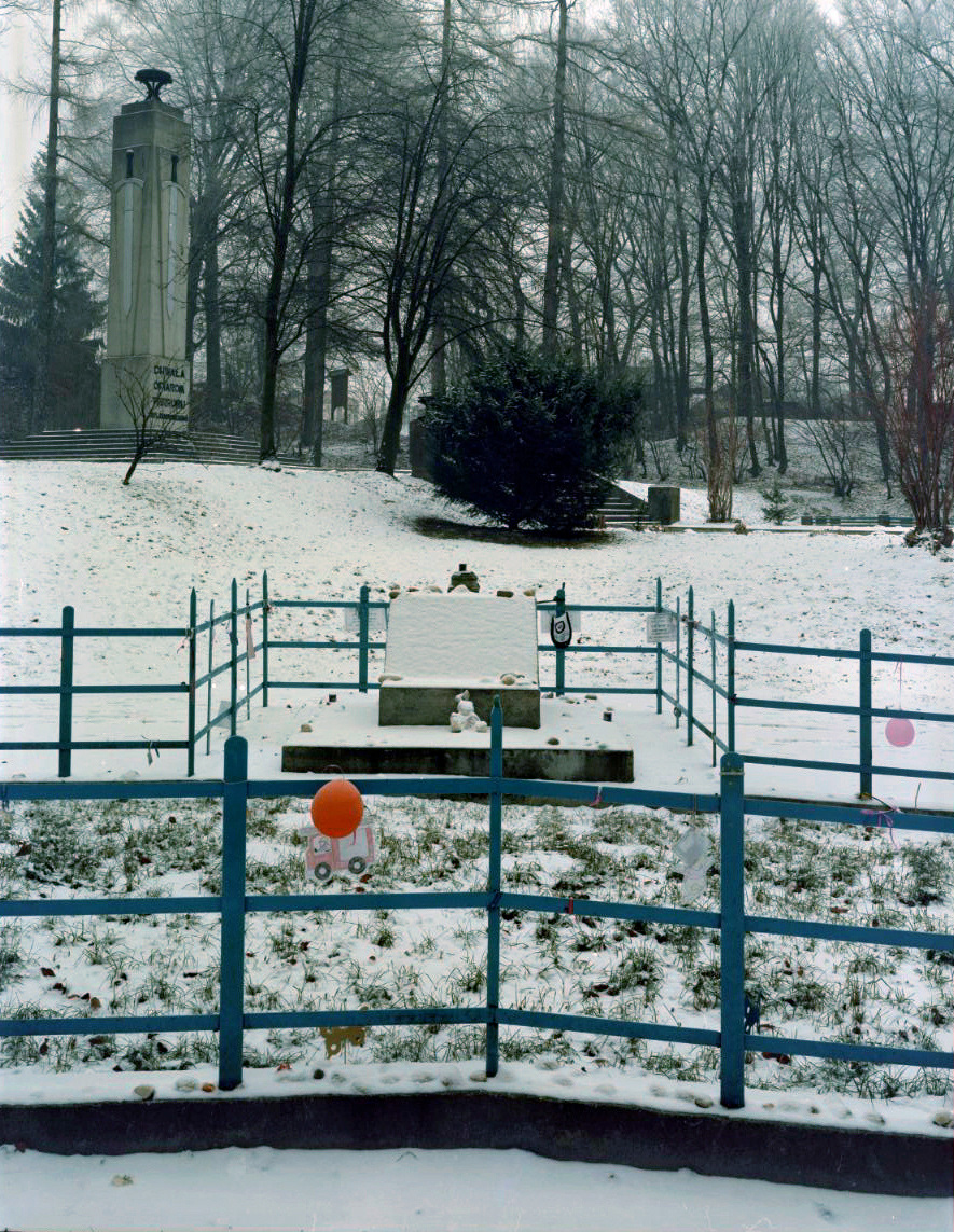 Jewish and Christian mass graves, Zbylitowska Góra