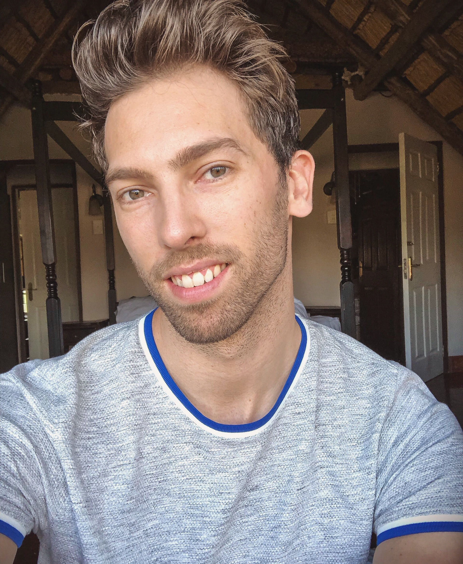 Selfie of fashion photographer and body photographer Martijn Smouter