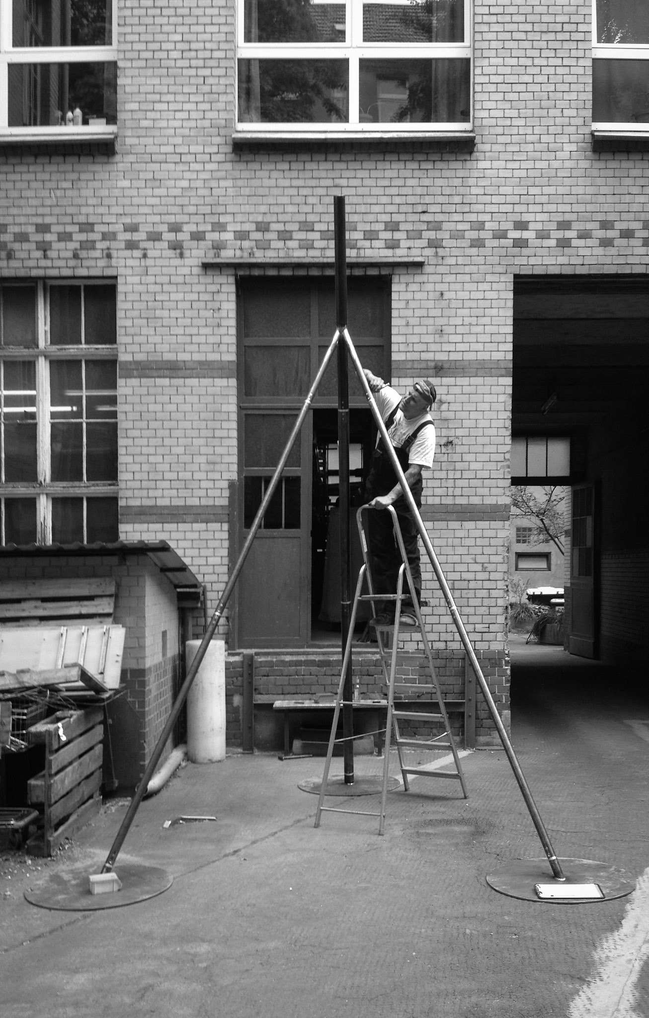 Fine-tuning the building blocks of the installation