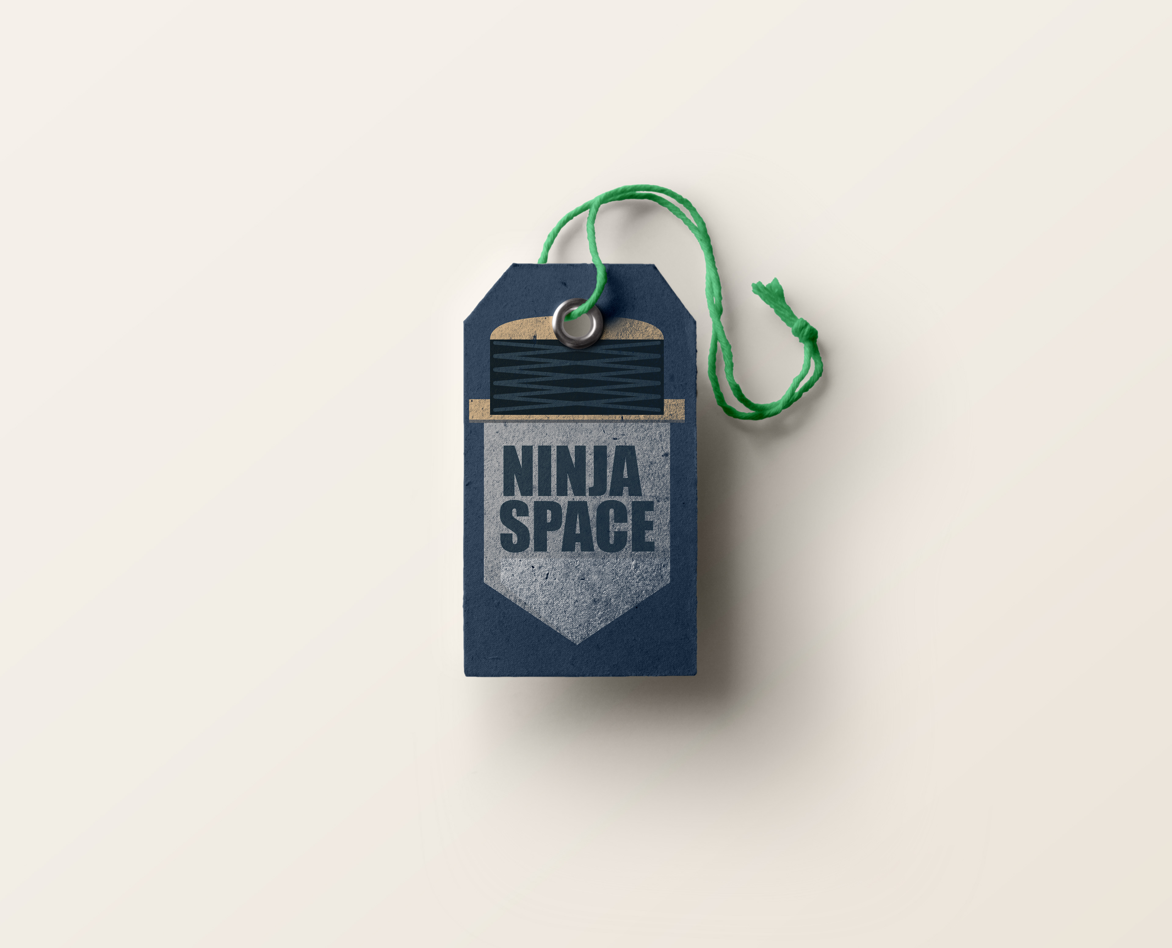 COLTHING TAG MOCKUP
