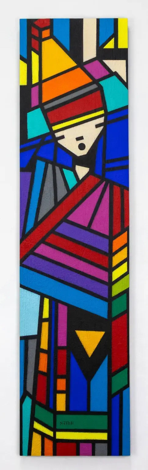 Stoul, « Oru sutsu Laos (costume) », 2025. Peinture acrylique et enduit pierre sur bois, 120 × 30 × 3 cm.