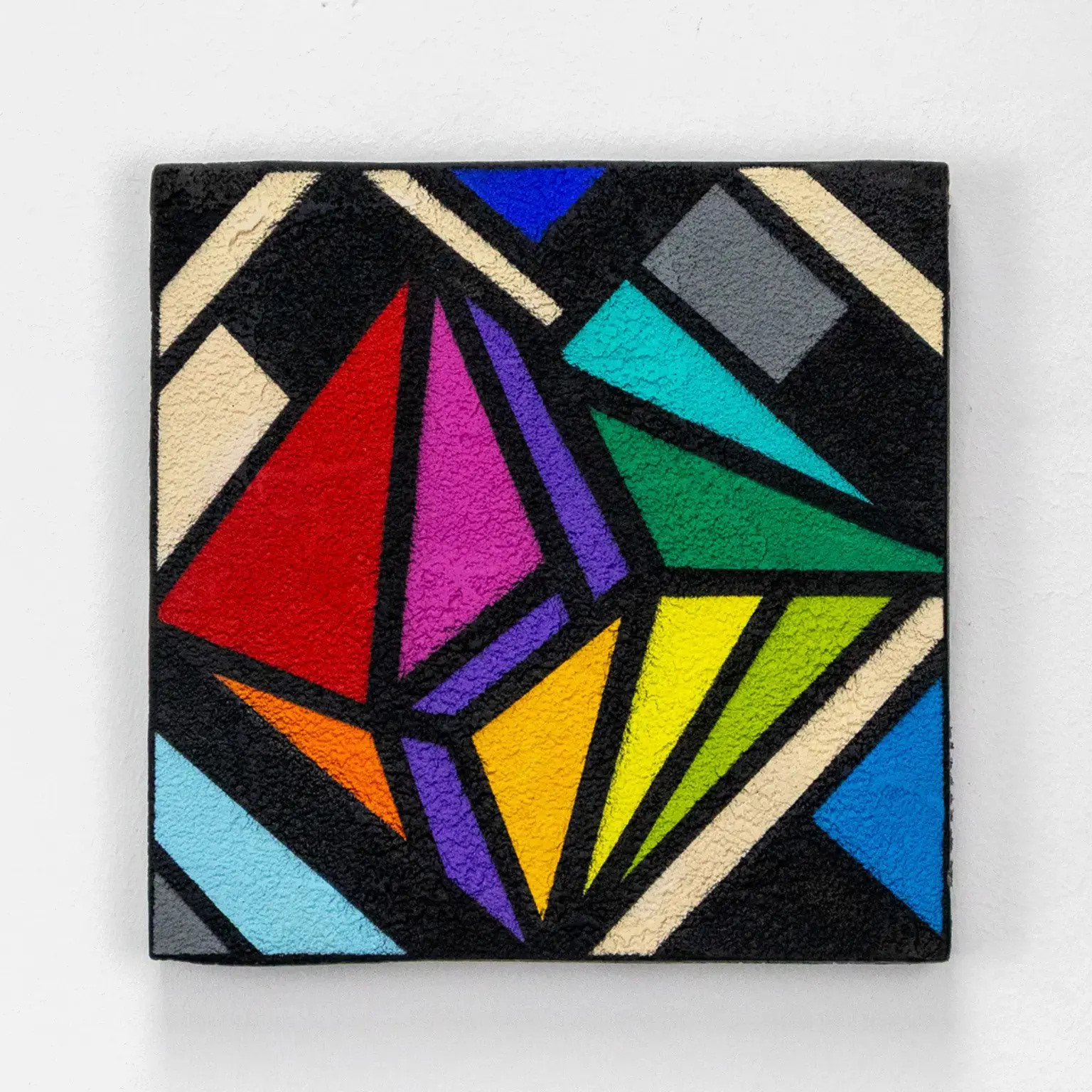 Stoul, « Oru cœur 3 », 2025. Peinture acrylique et enduit pierre sur bois, 20 × 20 × 3 cm.