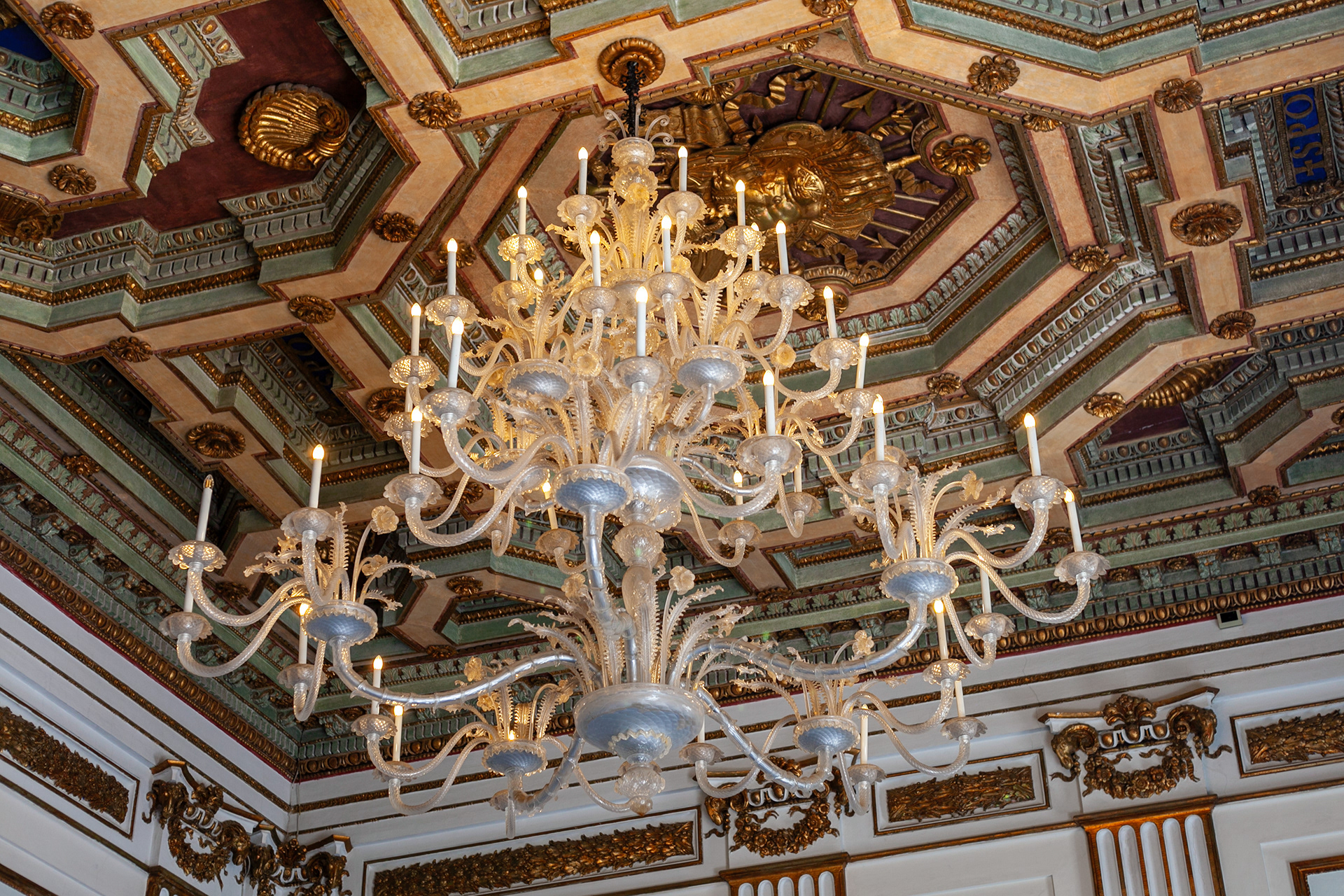 Venetian glass chandelier, Capitoline Museums