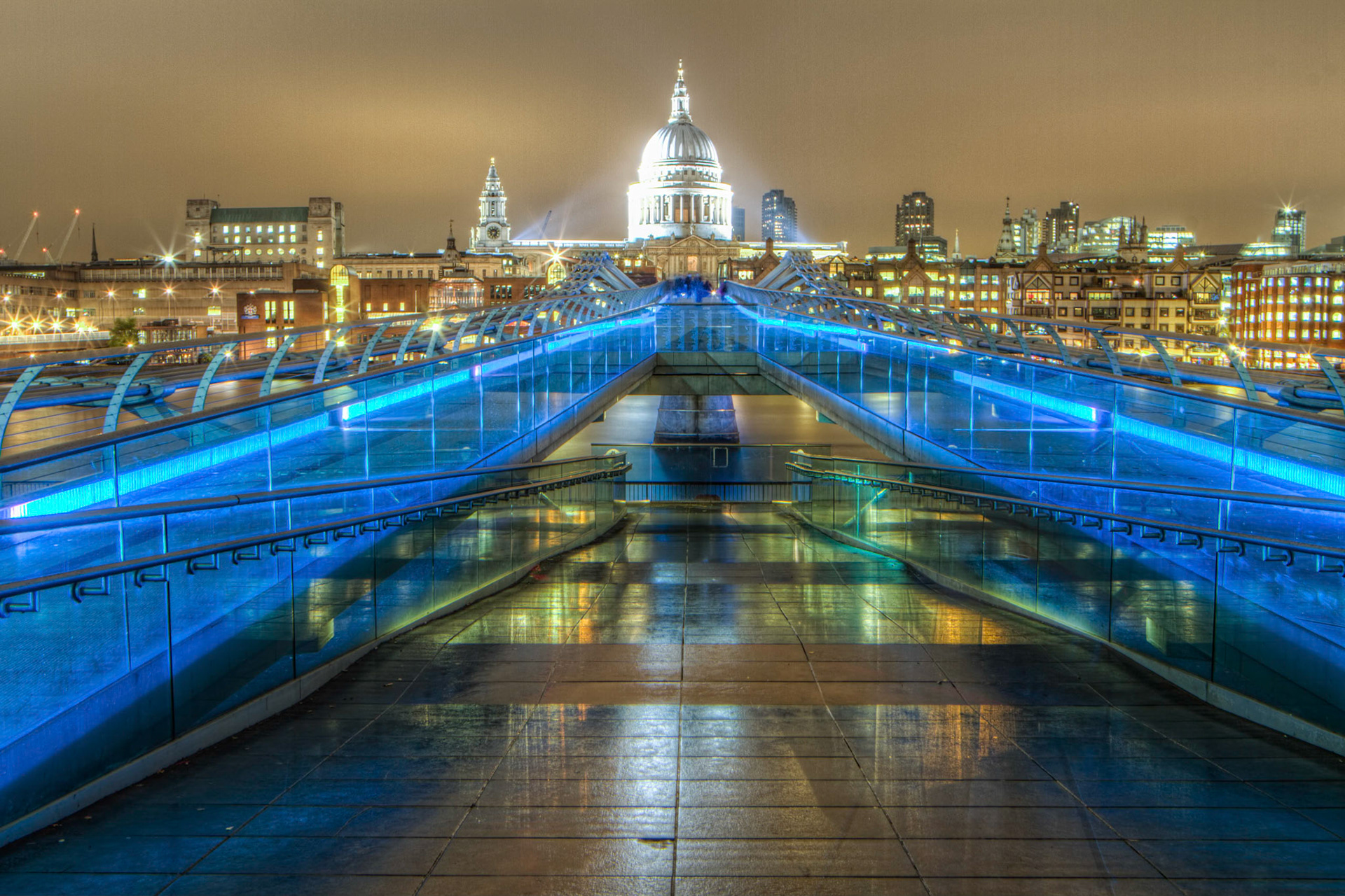 Millennium Bridge