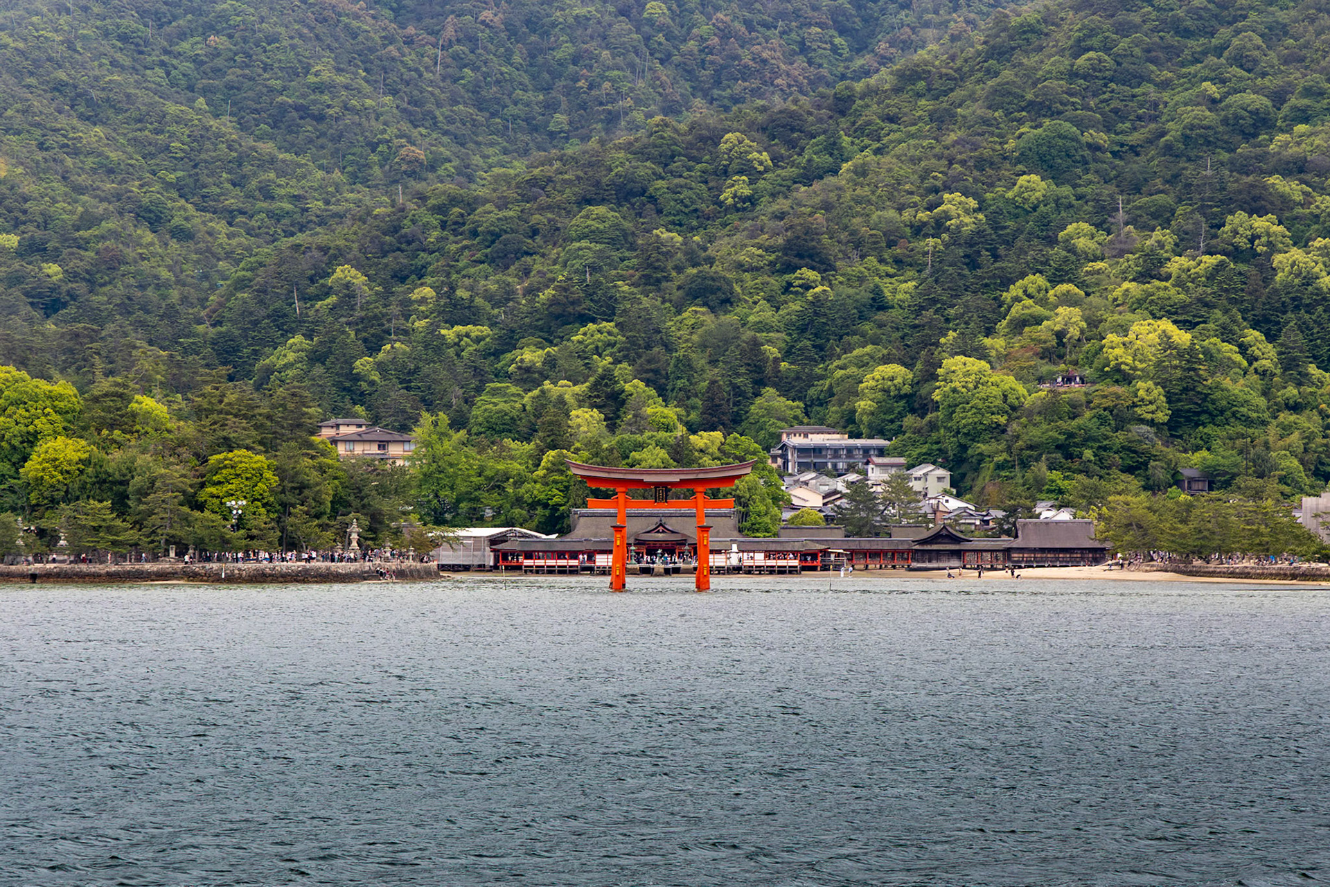 嚴島神社(広島県・廿日市市)