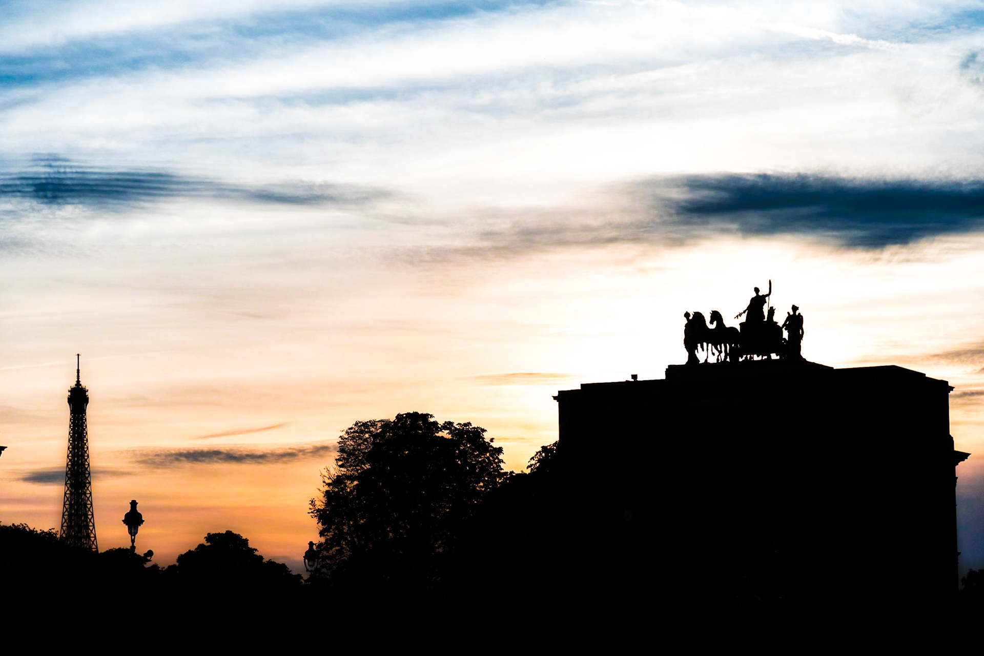 L'Arc de triomph du Carroussel au couché du soleil