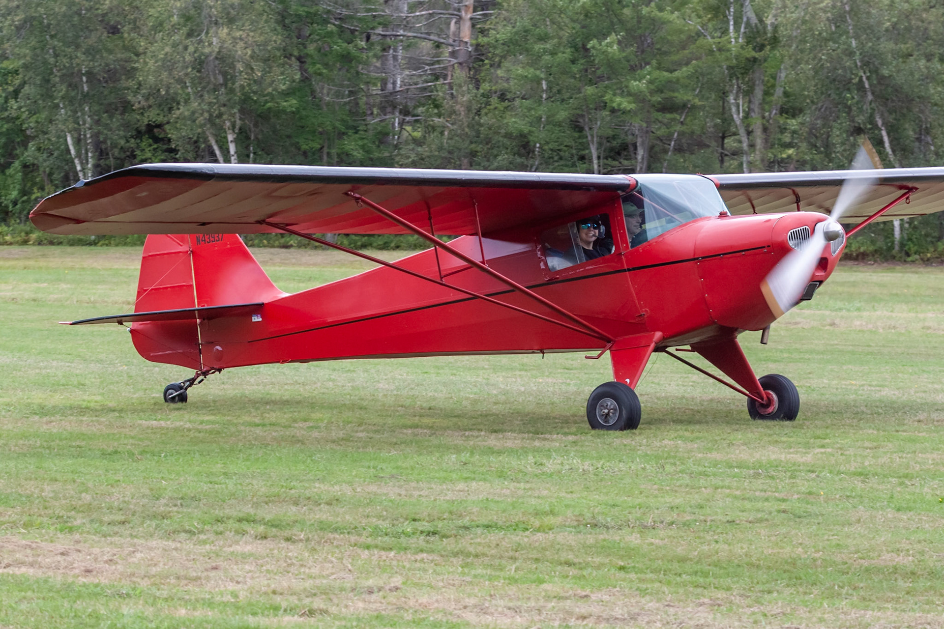 Taylorcraft BC12-D (N43937, c/n 7596) at the 33rd annual Bowman Field (B10; Livermore Falls, ME) Fly-in on 2019-08-24.