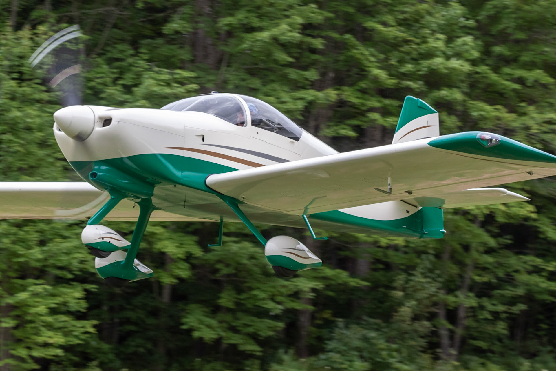 Van’s RV-7A (N57TG, c/n 70536) at the 33rd annual Bowman Field (B10; Livermore Falls, ME) Fly-in on 2019-08-24.