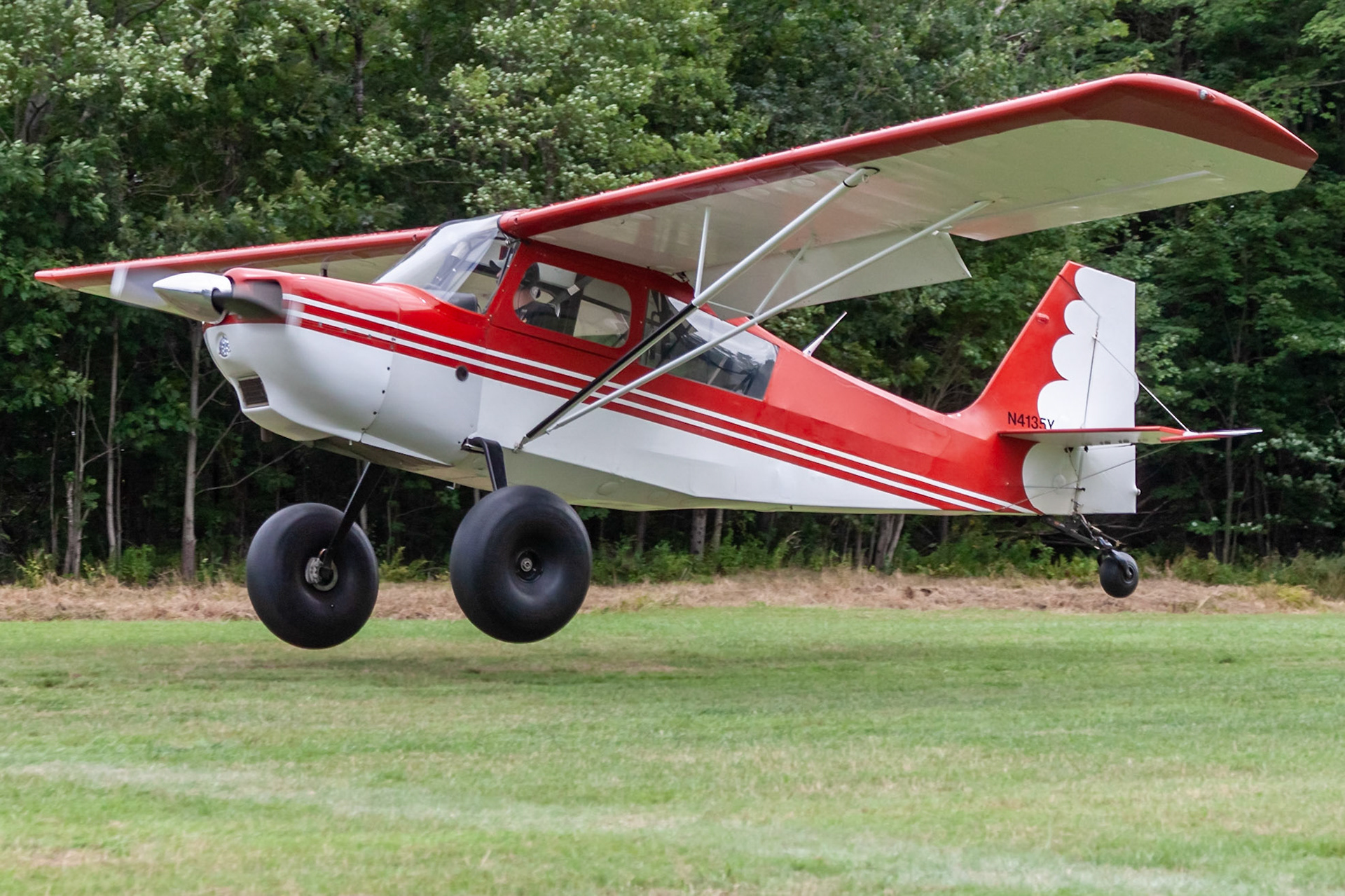 Bellanca 7GCBC Citabria (N4135Y, c/n 953-76) at the STOL competition during the 33rd annual Bowman Field (B10; Livermore Falls, ME) Fly-in on 2019-08-24.