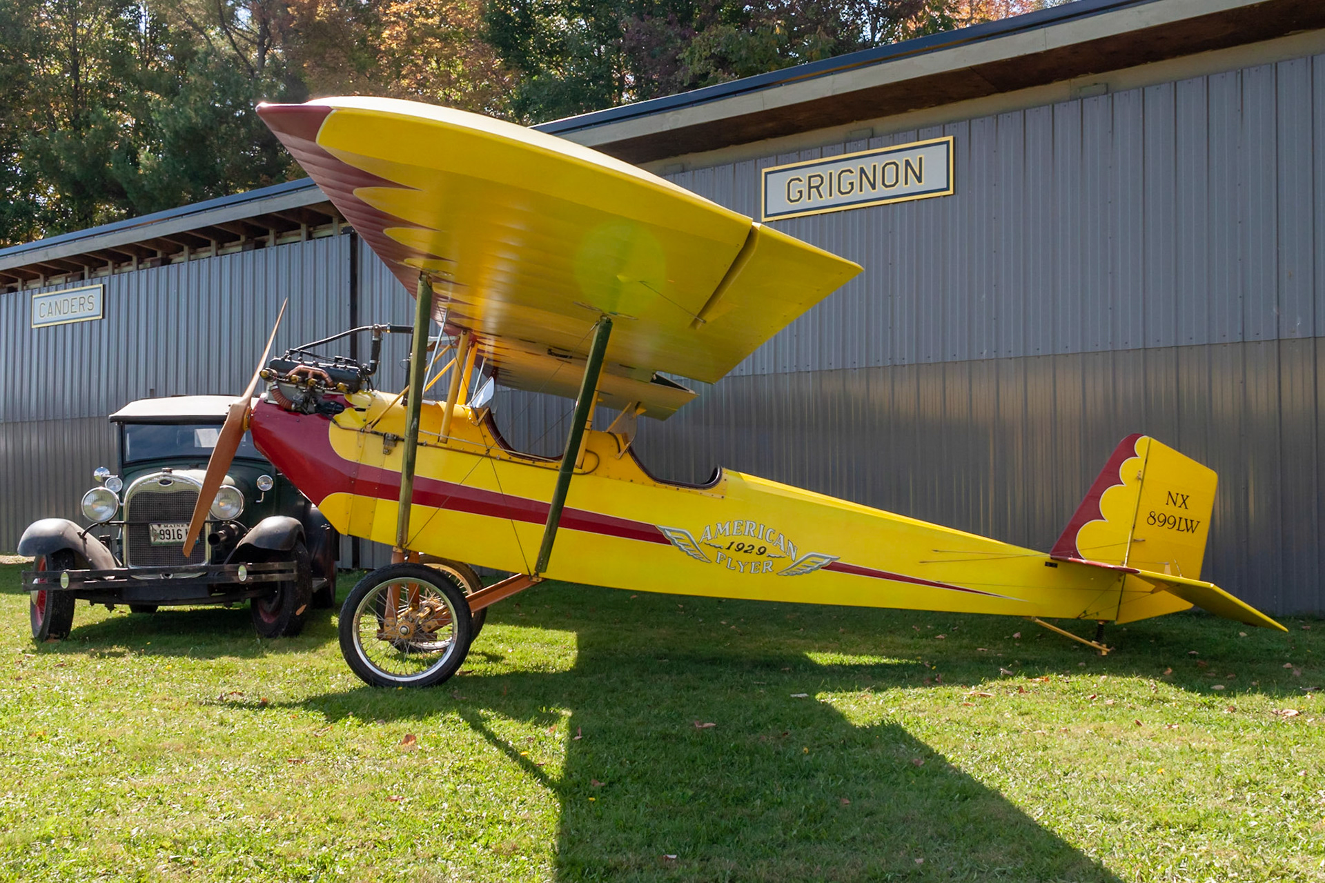 Pietenpol Air Camper (NX899LW) at the 2019 FALL-ow ME! Fly-in at Thompson Memorial Field (ME62; Pittsfield, ME) on 2019-09-28.