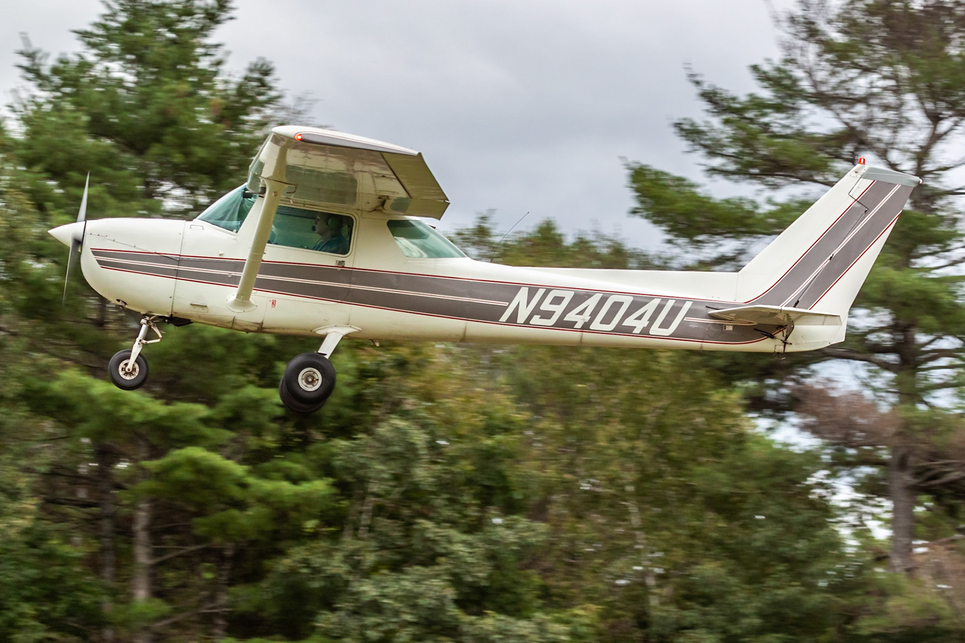 Cessna 150M (N9404U, c/n 15078352) at the 33rd annual Bowman Field (B10; Livermore Falls, ME) Fly-in on 2019-08-24.