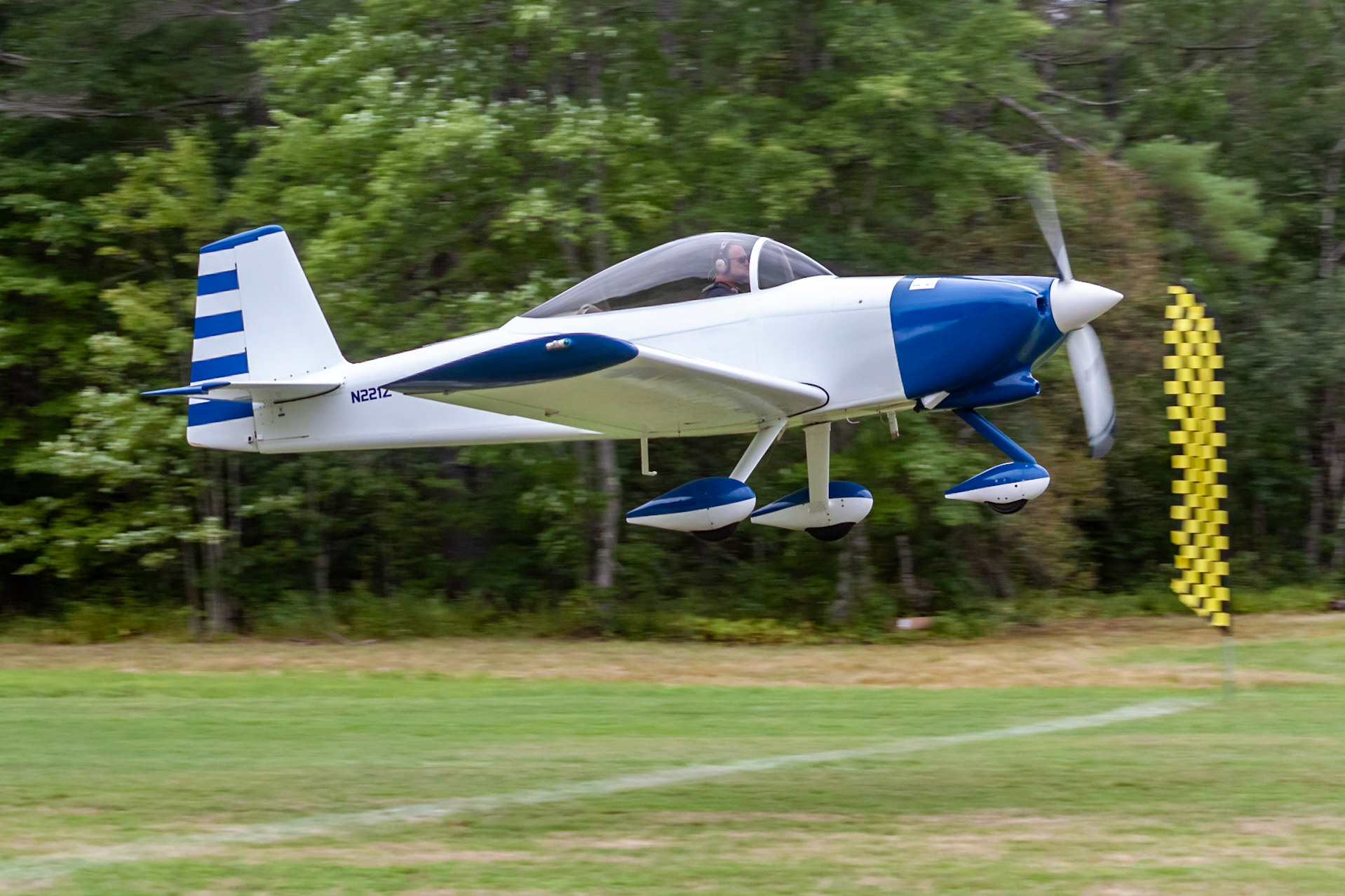 Van’s RV-8A (N221Z, c/n 80304) at the 33rd annual Bowman Field (B10; Livermore Falls, ME) Fly-in on 2019-08-24.
