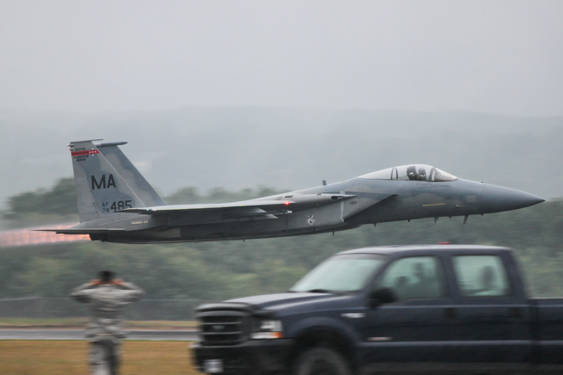 McDonnell Douglas F-15C Eagle (78-0485) of 131 FS, 104 FW, Massachusetts ANG takes off during an air show at Barnes ANGB in August 2010.