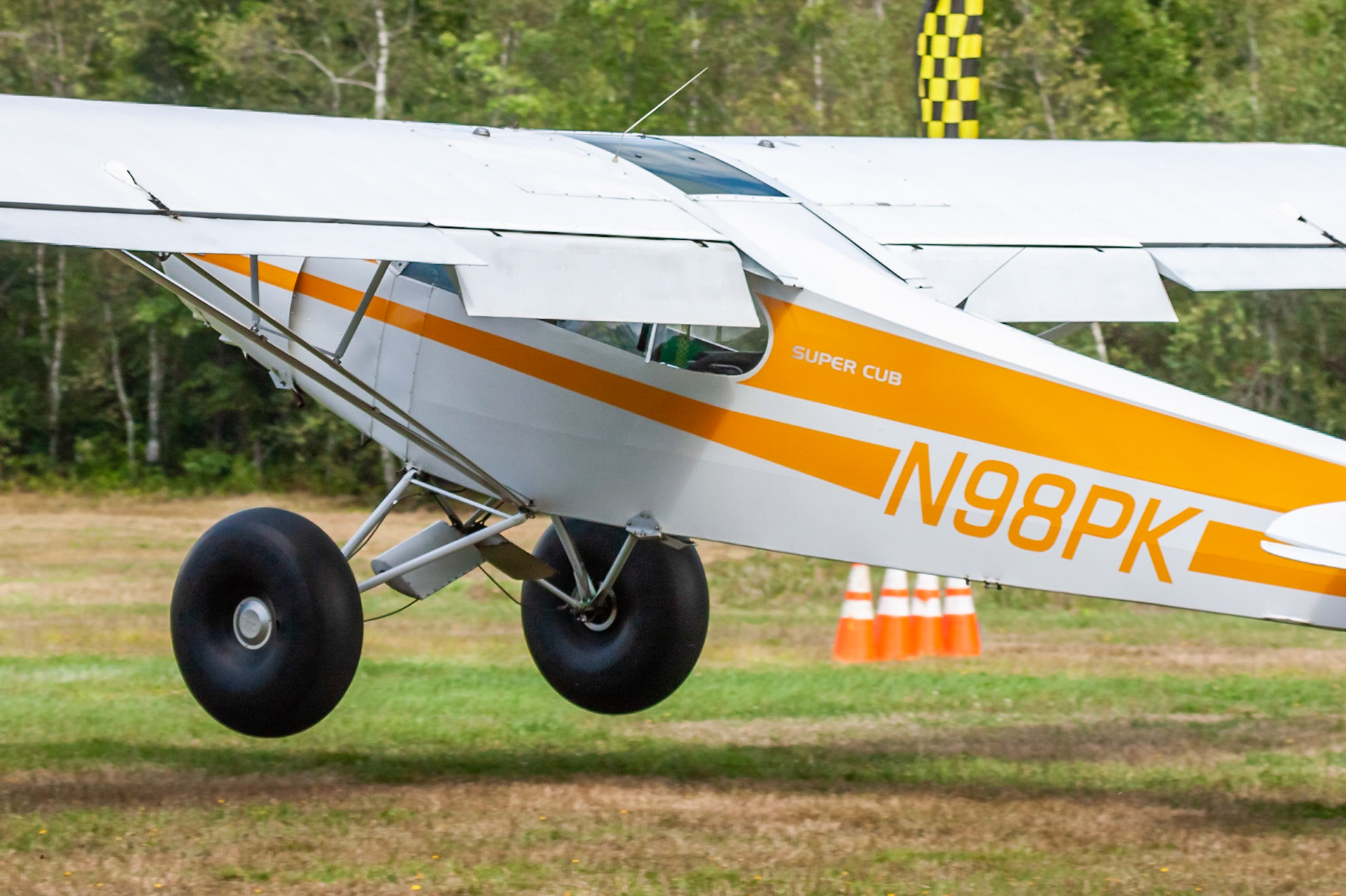 Piper PA-18-150 Super Cub (N98PK, c/n 18-8157) at the Bowman Field (B10) fly-in on 2022-08-27.