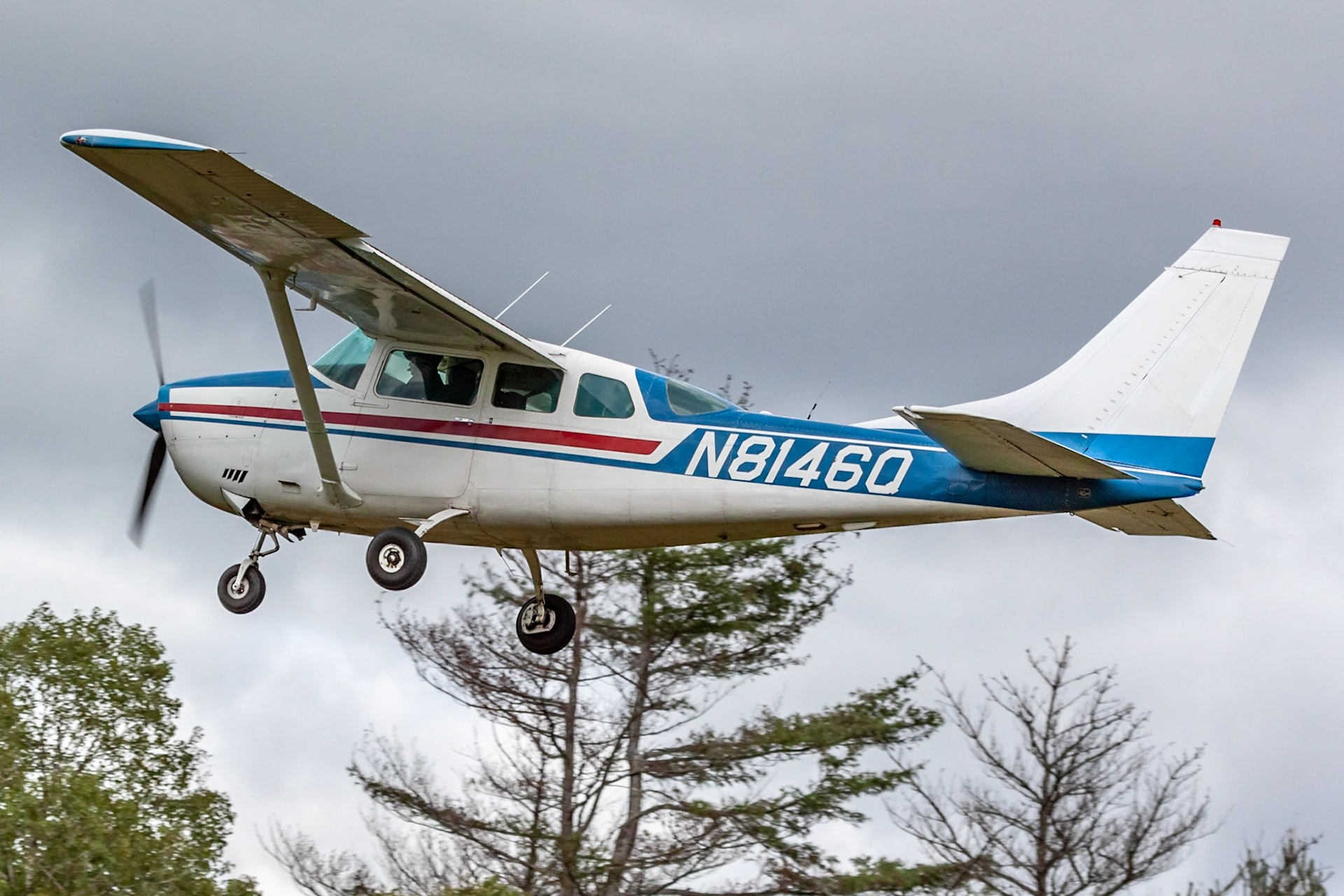 Cessna U206F (N8146Q, c/n U20603097) at the 33rd annual Bowman Field (B10; Livermore Falls, ME) Fly-in on 2019-08-24.