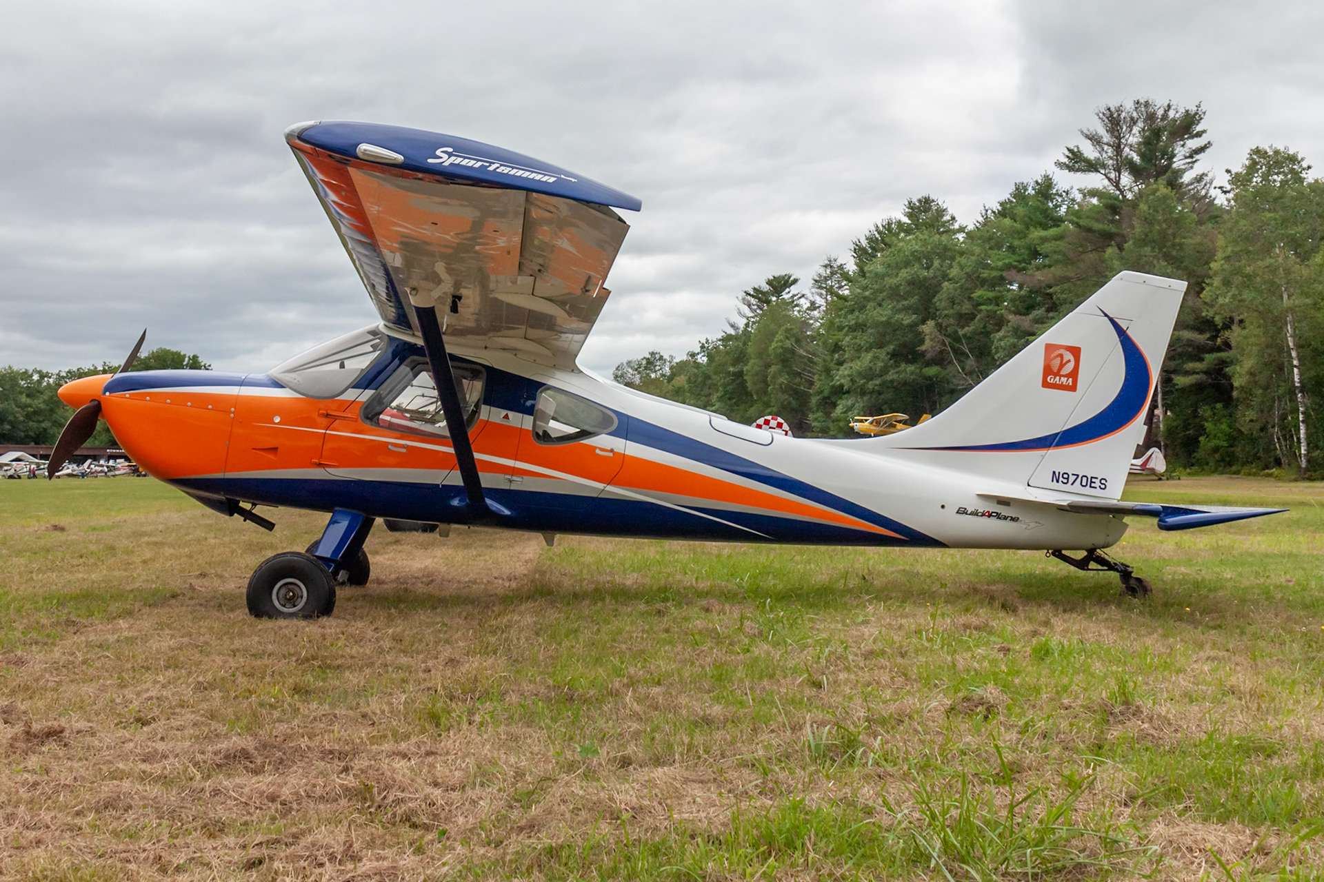 Glasair Sportsman GS-2 (N970ES, c/n 7390) at the 33rd annual Bowman Field (B10; Livermore Falls, ME) Fly-in on 2019-08-24.