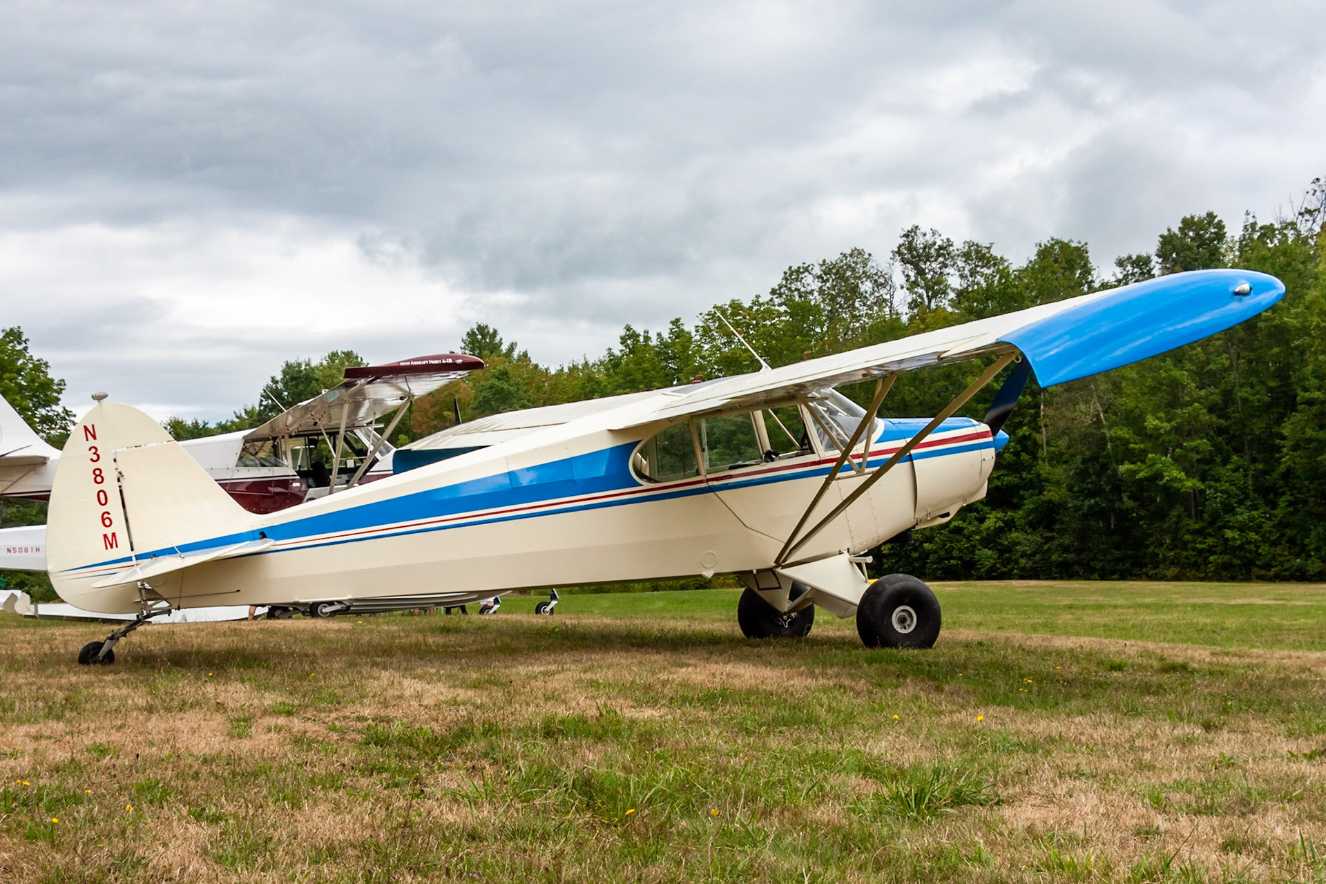 Piper PA-12 Super Cruiser (N3806M, c/n 12-2563) at the Bowman Field (B10) fly-in on 2022-08-27.