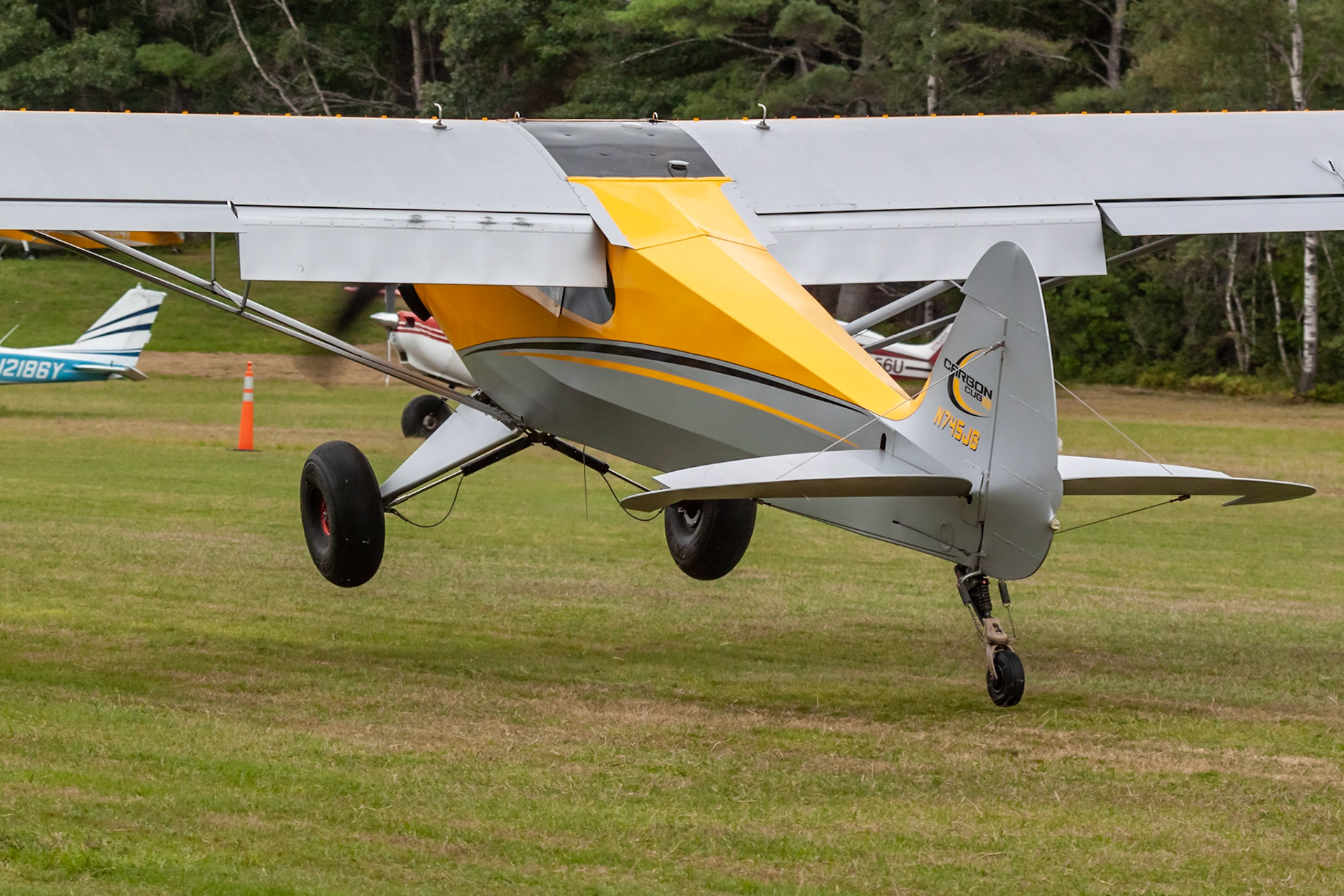 CubCrafters CC11-160 Carbon Cub SS (N745JB, c/n CC11-00249) at the STOL competition during the 33rd annual Bowman Field (B10; Livermore Falls, ME) Fly-in on 2019-08-24.