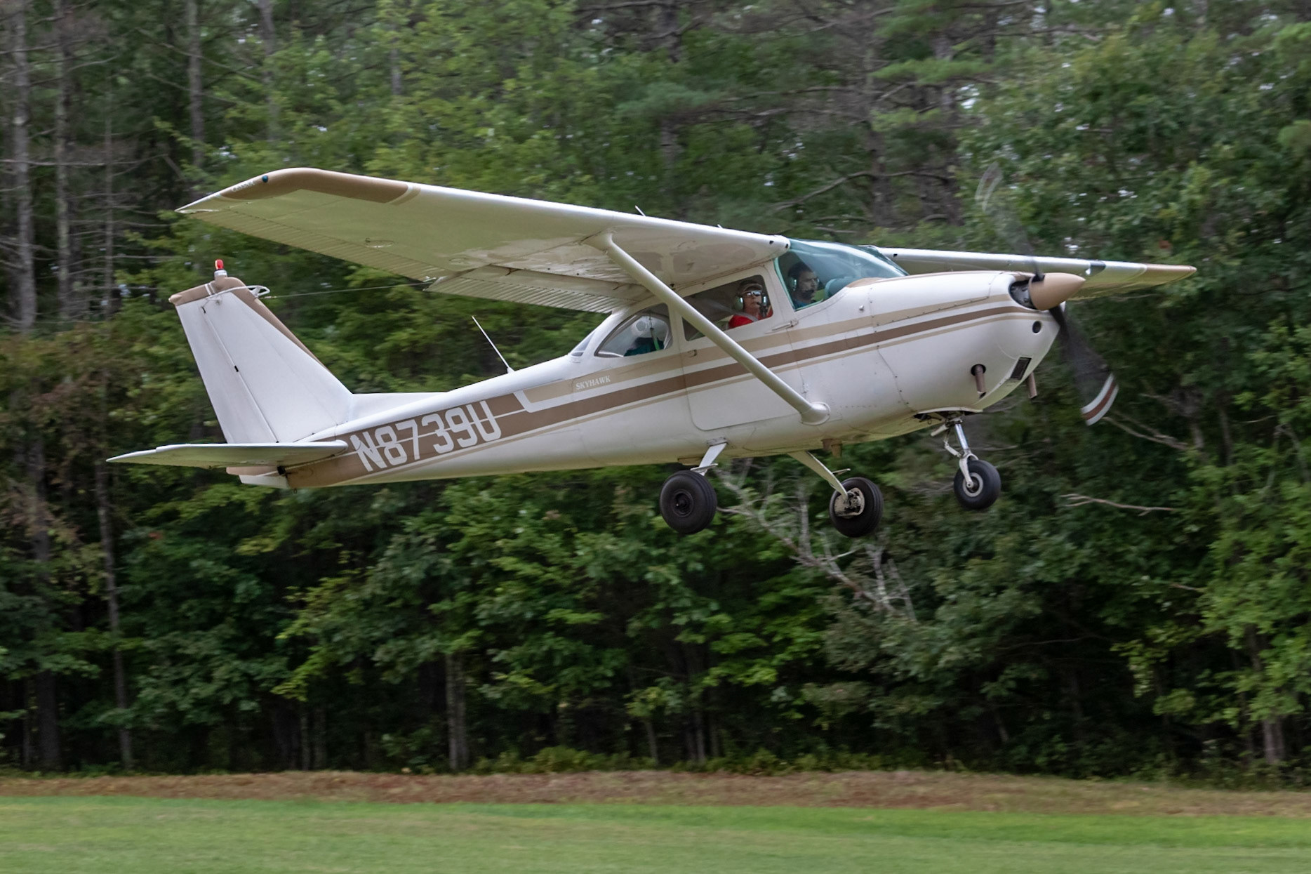 Cessna 172F (N8739U, c/n 17252643) at the 33rd annual Bowman Field (B10; Livermore Falls, ME) Fly-in on 2019-08-24.