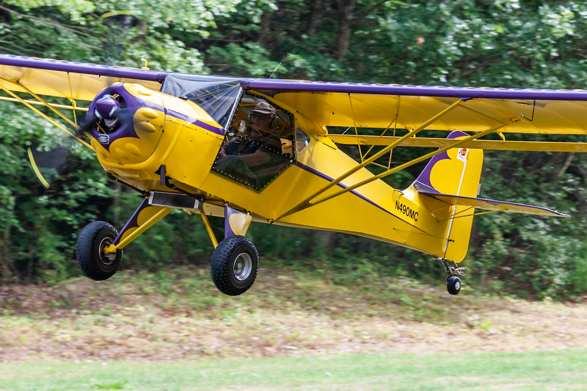 Kitfox Model 2 (N490MC, c/n 490) at the Bowman Field (B10) fly-in on 2022-08-27.