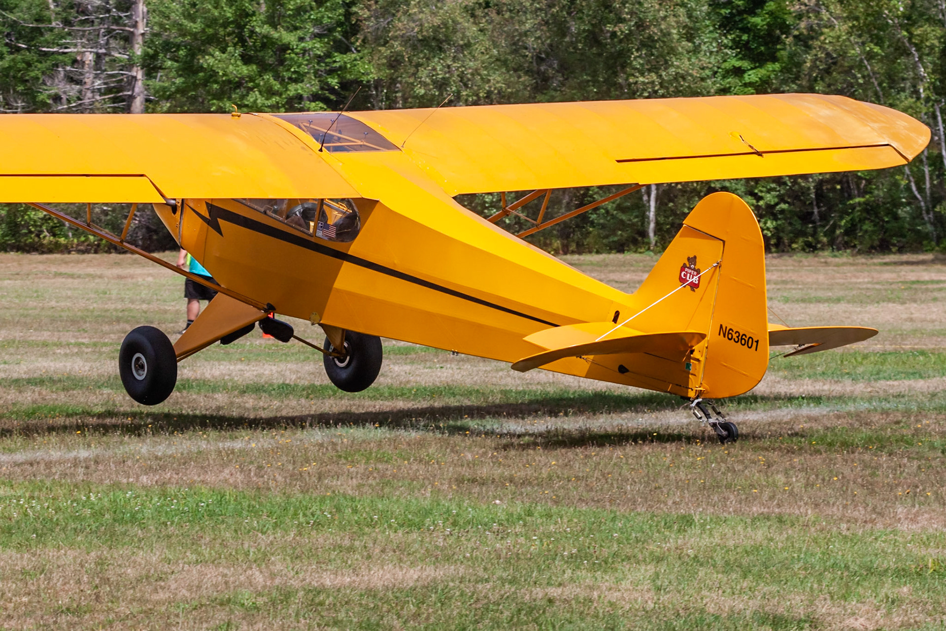 Piper J3C-65 Cub (N63601, c/n 17320) at the Bowman Field (B10) fly-in on 2022-08-27.