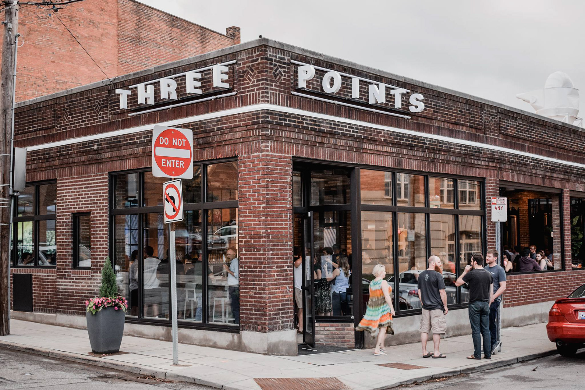 3 Point Urban Brewery