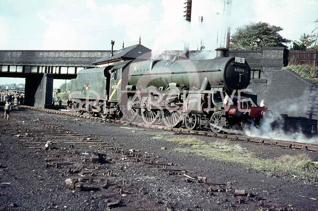 45705 Seahorse at Cheadle Heath LCGB The High Peak rail tour 18th September 1965 SRL No 431