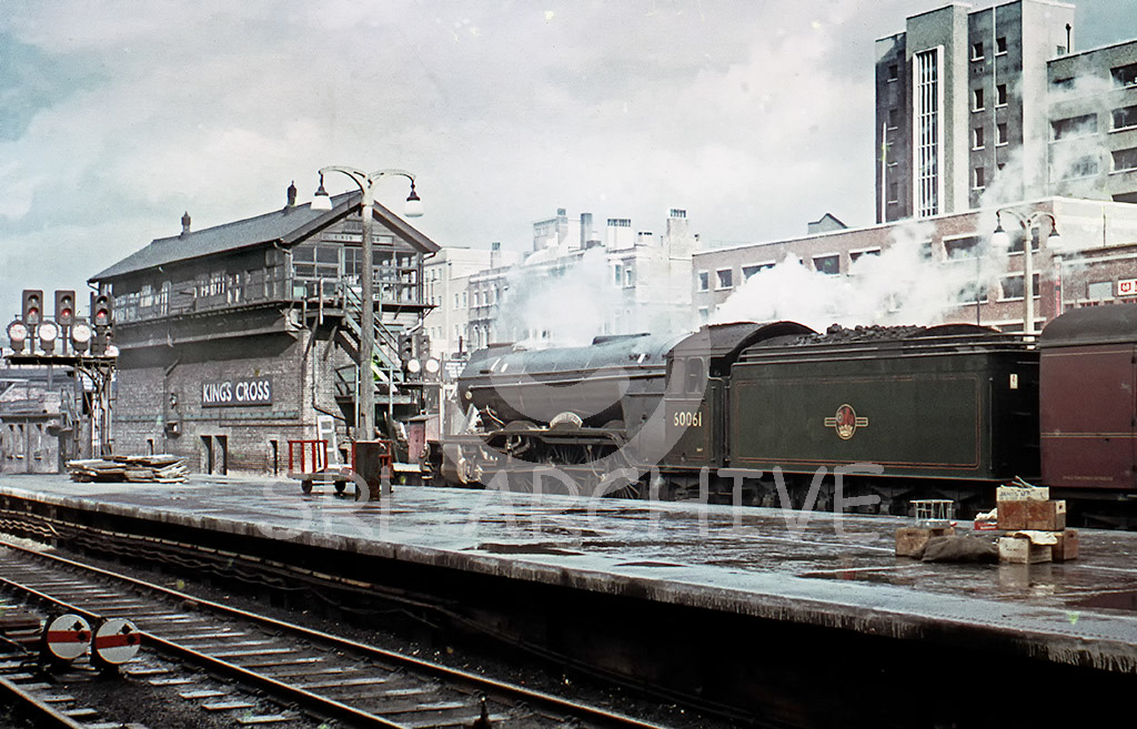 60061 'Pretty Polly' at London Kings Cross station seen here with the small wing deflectors 1960 SRL No 471 