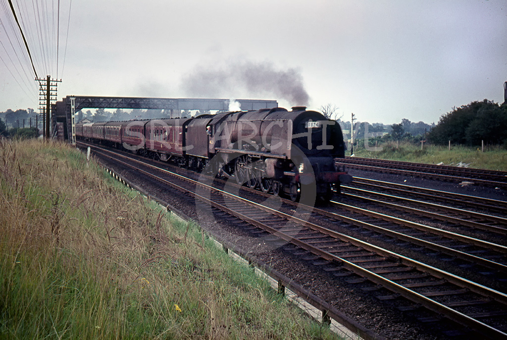 46256 Sir William A Stanier FRS with the Wolverhampton-Euston near Bletchley 17th August 1963 Alan Chandler MBE SRL No 487 