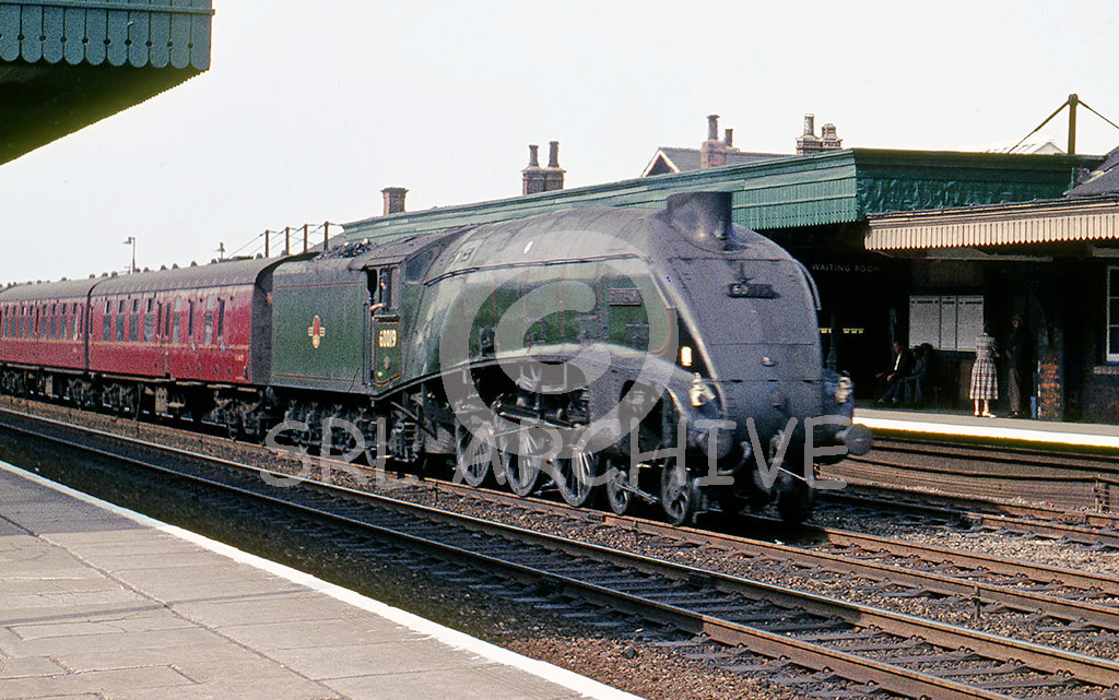 60019 'Bittern' southbound through Hitchin in 1962 SRL No 380 