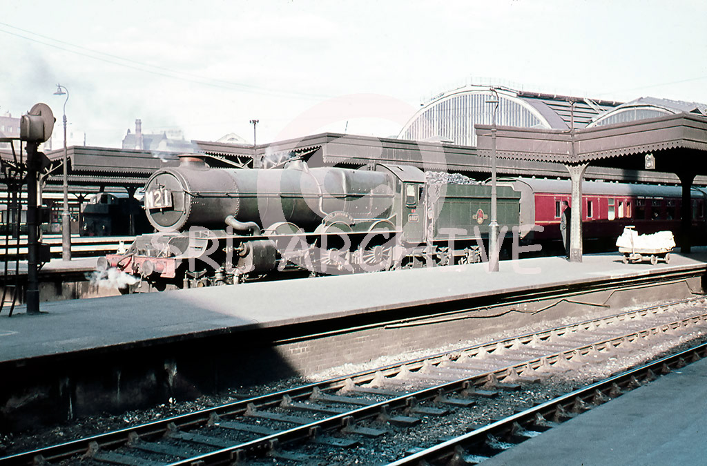 6017 'King Edward IV' at Paddington station with IM21 an express for Wolverhampton around 1960 SRL No 184 