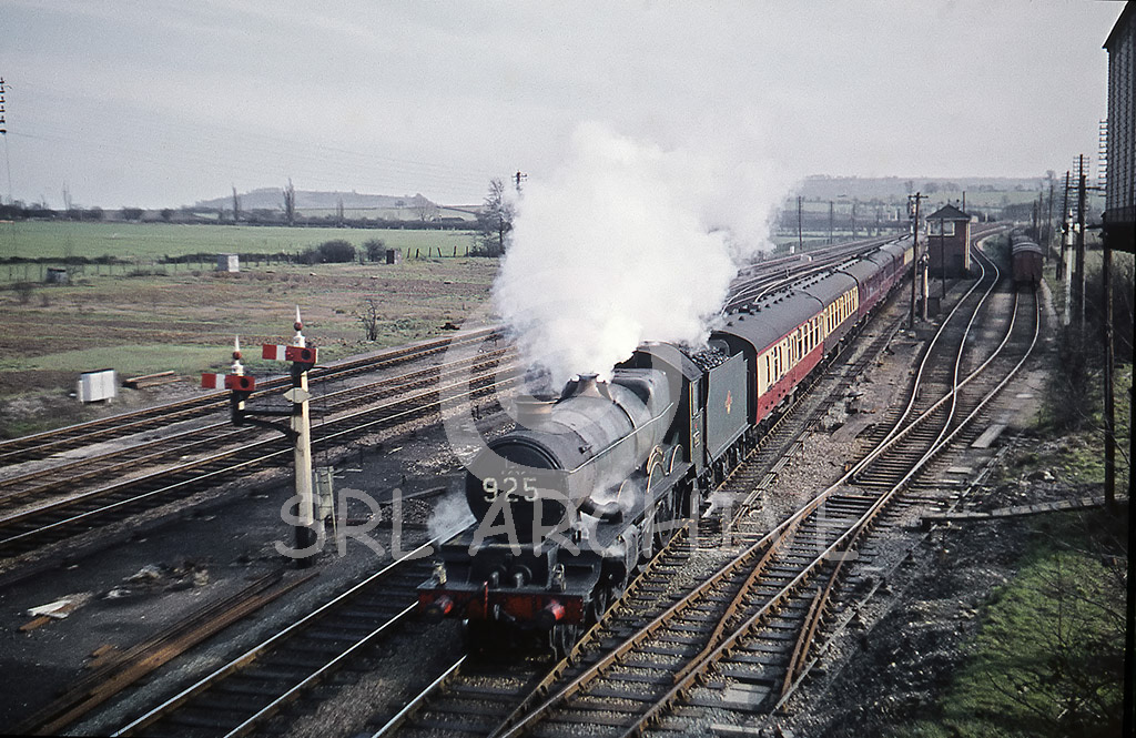 5035 'Coity Castle' working 925 headcode (WTT 1959-60 SUO Paddington-Hereford) seen on the approach to Honeybourne station 27th February 1960 date is a Saturday so maybe incorrect SRL No 866 