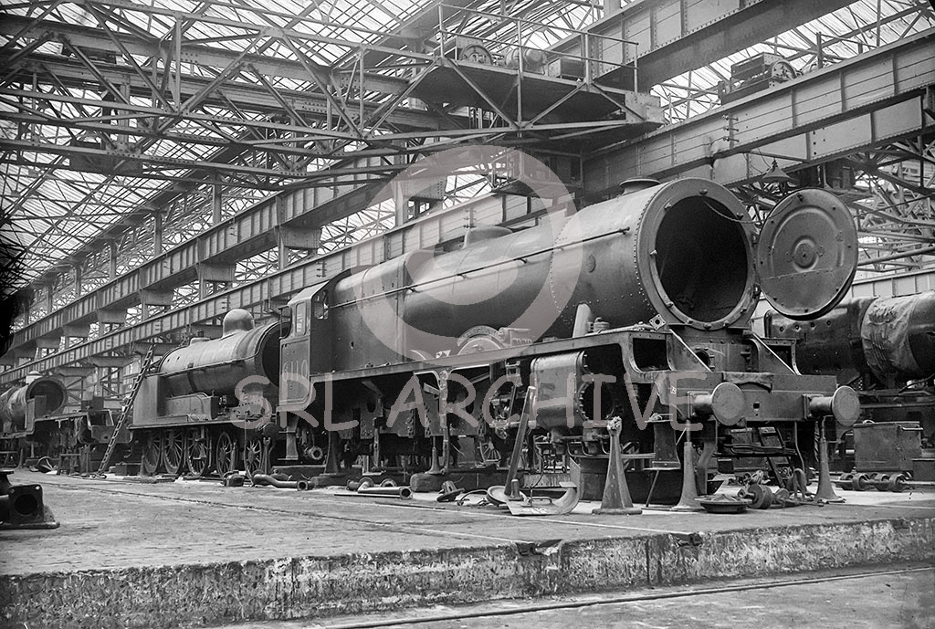Stanier LMS Royal Scot Class 4-6-0 No 6110 'Grenadier Guardsman' inside Crewe Works 1930's SRL No 591 