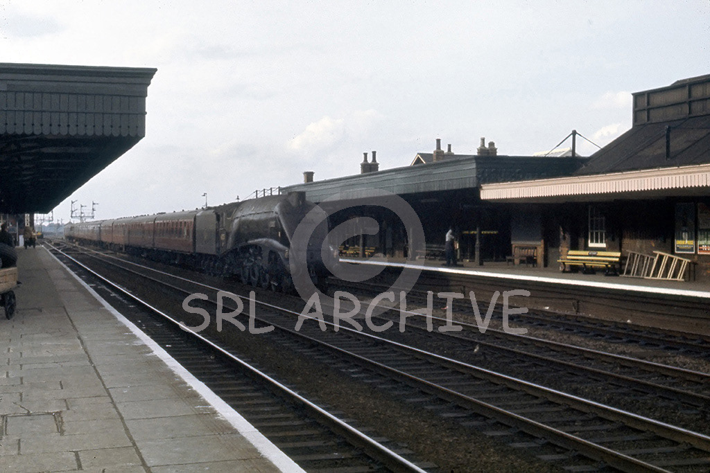 60025 'Falcon' at Hitchin around 1962 SRL No 647 