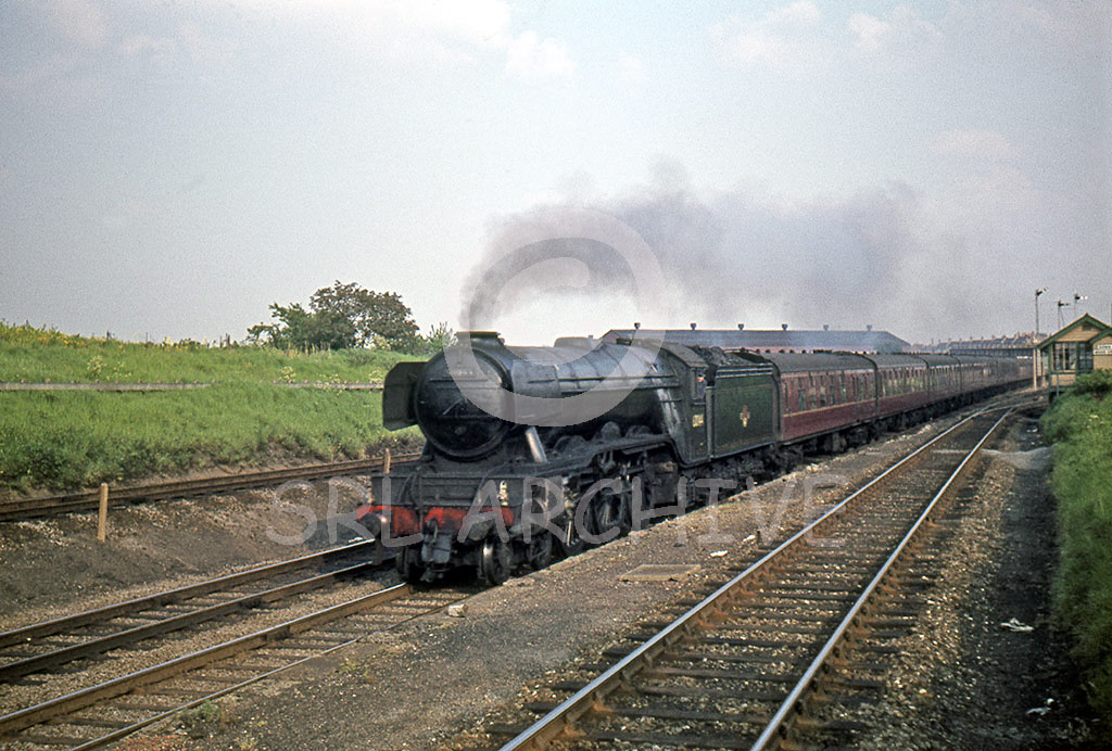 60044 'Melton' passing Wood Green signal box with the 6.12pm London Kings Cross-Leeds 24th May 1963 Alan Chandler MBE/SRL No 308 