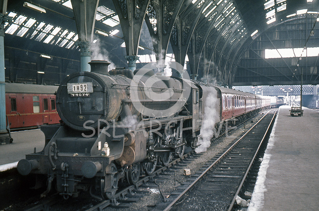 44694 under the magnificent roof of Bradford Exchange station arriving on IH92 from Bridlington 5th August 1967 SRL No 949 