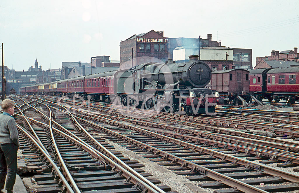 6027 'King Richard I' arriving into Birmingham Snow Hill station unrecorded date SRL No 183 
