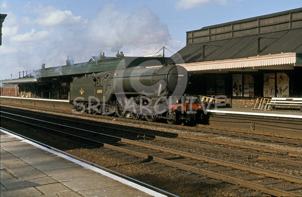 60841 light engine at Hitchin station possibly a running in run after a visit to Doncaster works July-August 1962 and seen here with the split handrail on the smokebox SRL No 50 