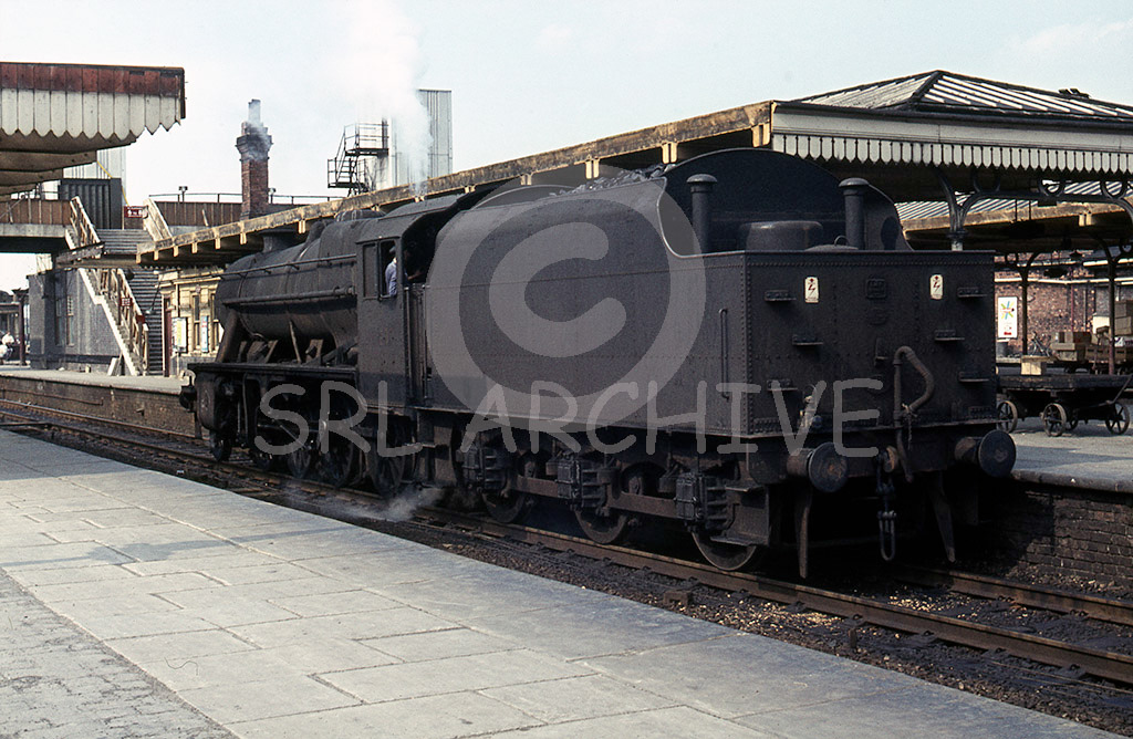 unknown number at Bletchley station in June 1964 SRL No 504 