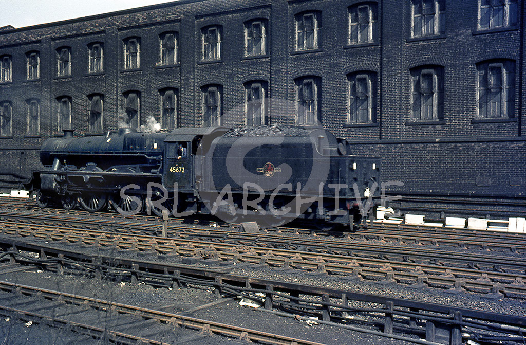 45672 Anson backing down at Camden to work the 1.33 Euston-Blackpool 26th march 1964 Alan Chandler MBE SRL No 449